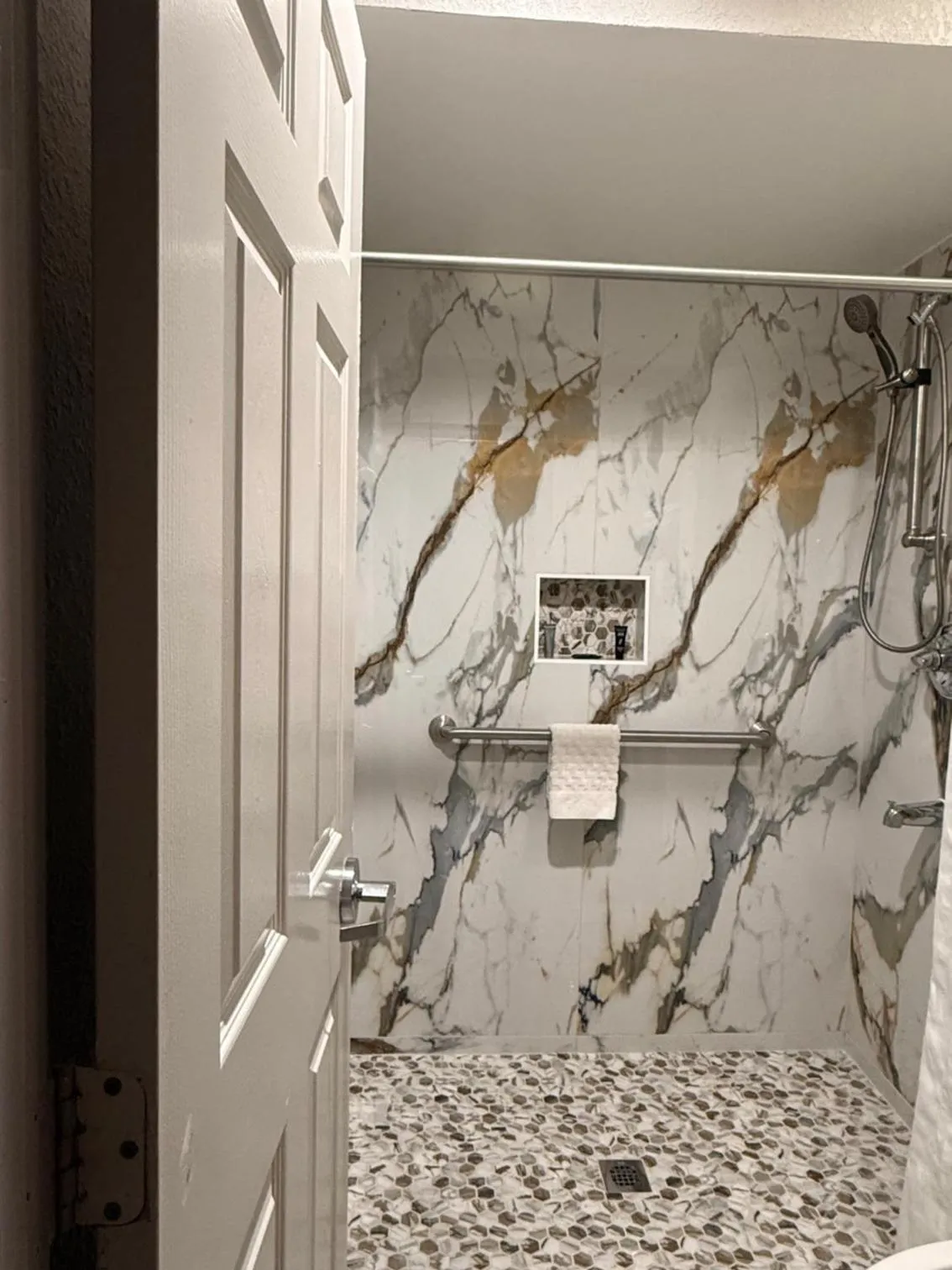 Bathroom in Americas Best Value Inn & Suites-Alvin/Houston