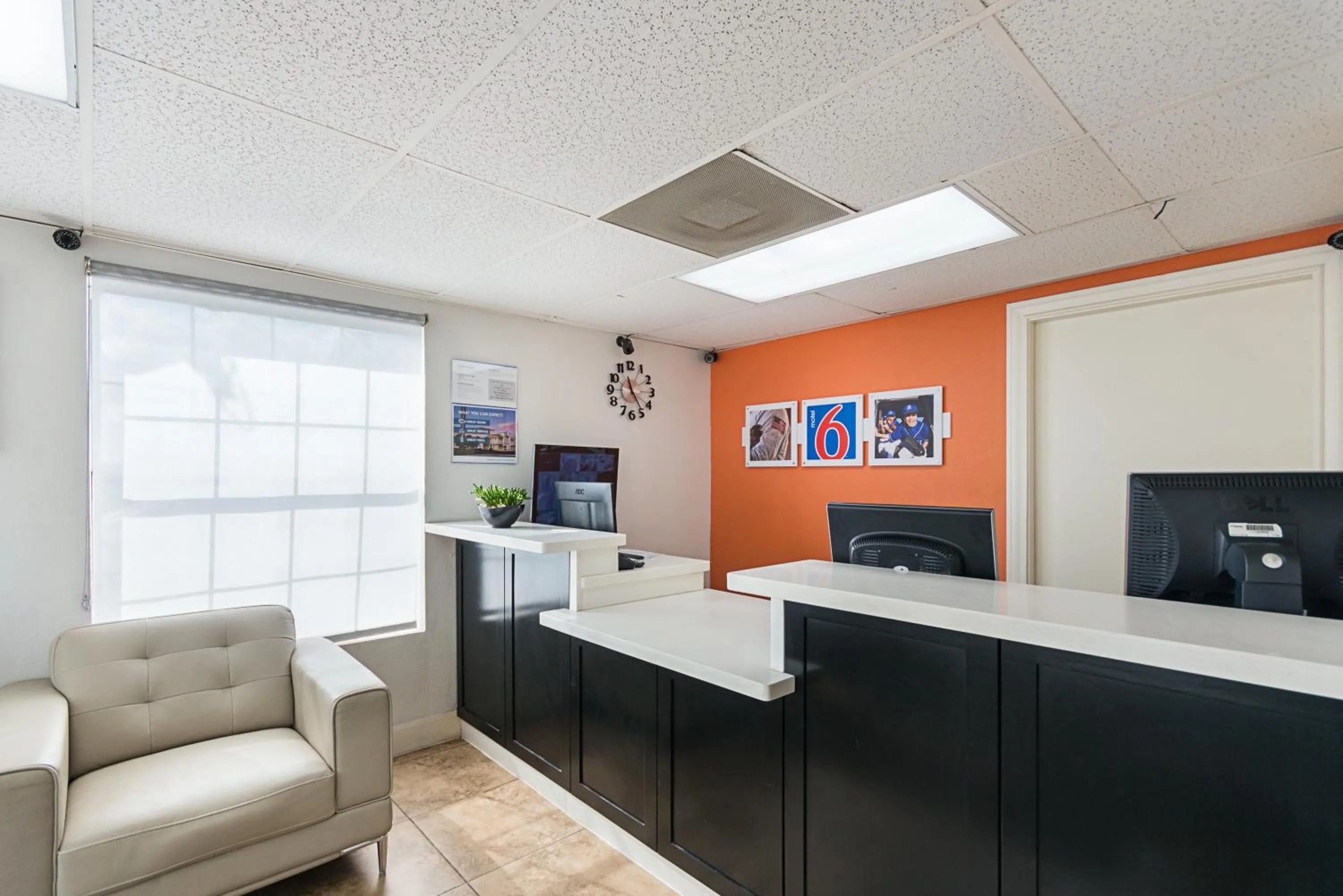 Lobby or reception in Motel 6-Livingston, TX