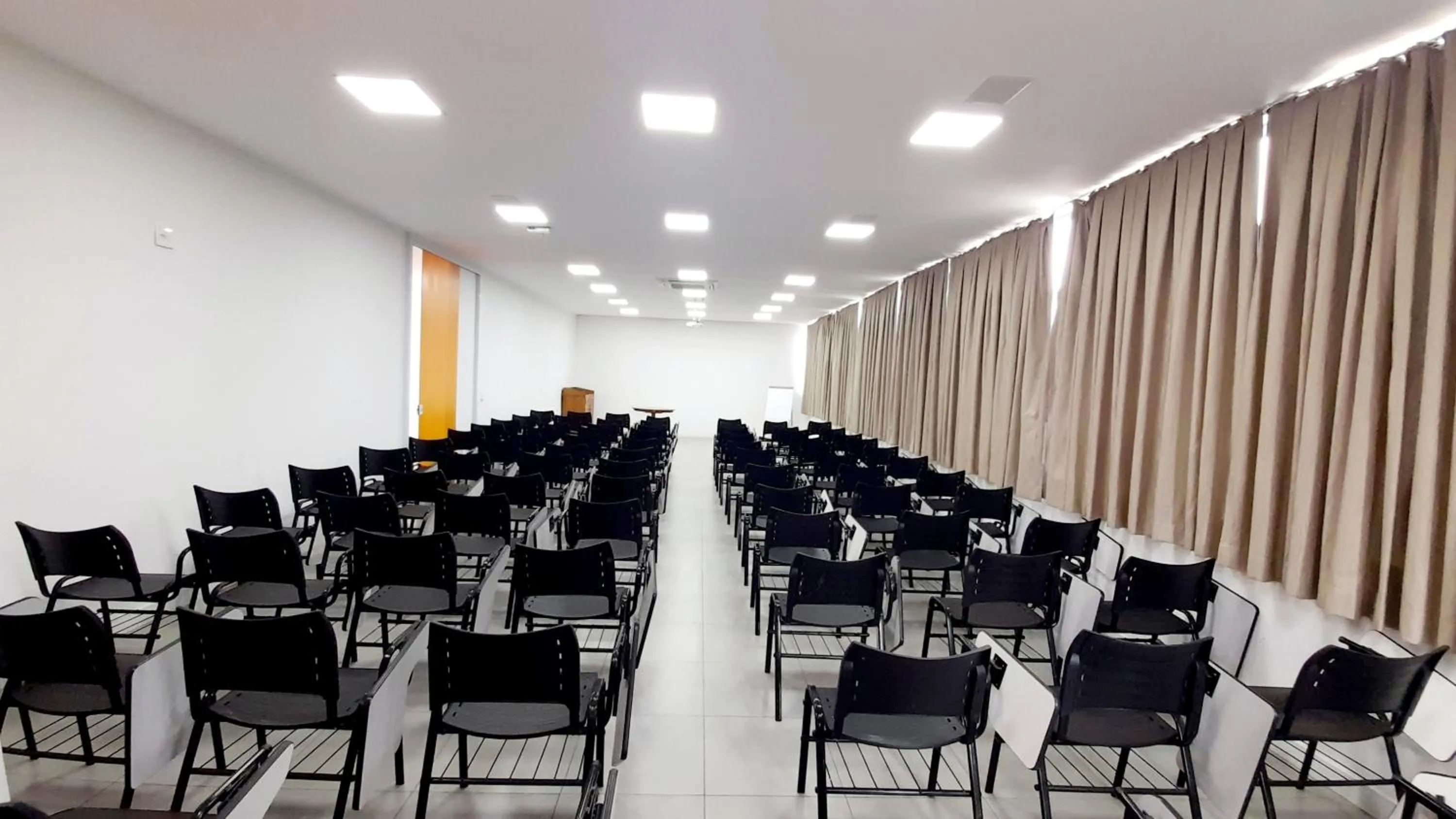 Meeting/conference room in Minas Garden Hotel