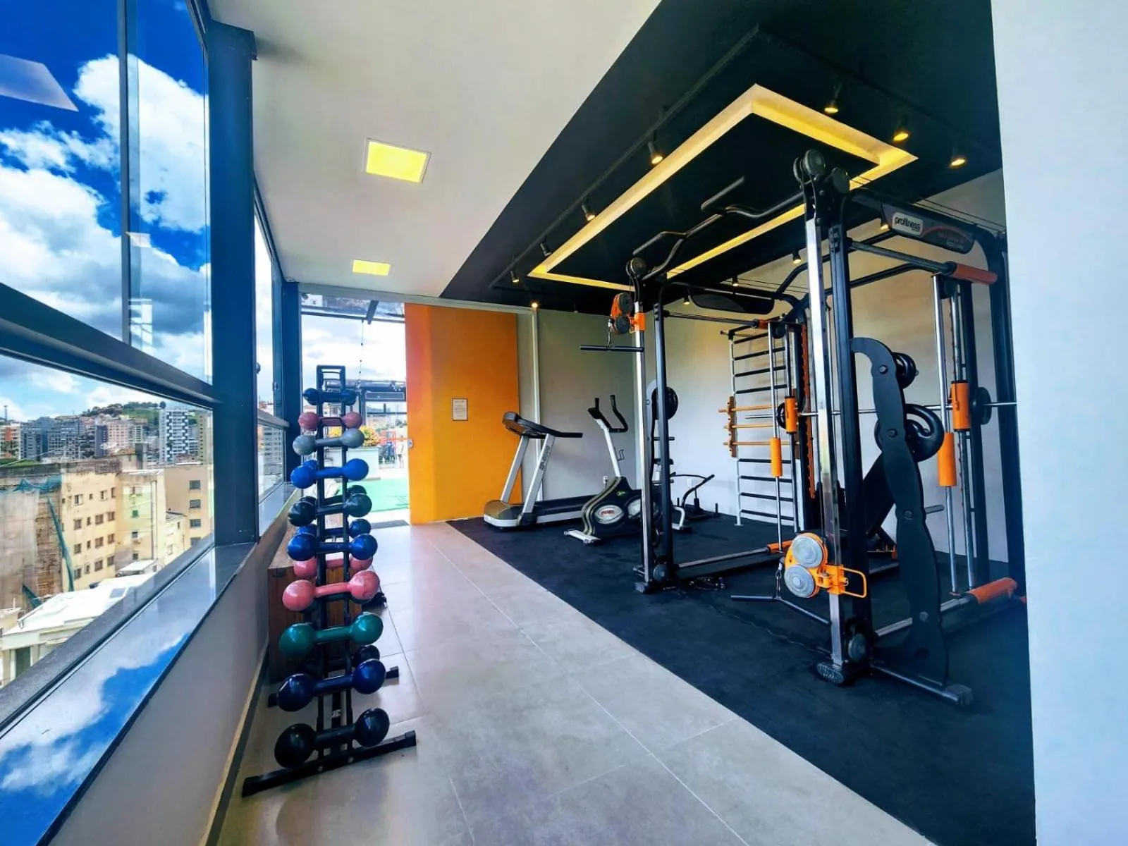 Fitness centre/facilities in Minas Garden Hotel