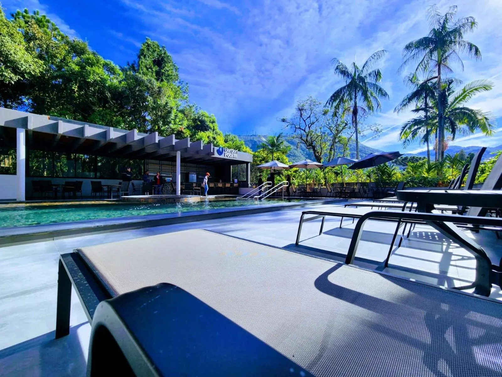 Swimming pool in Minas Garden Hotel