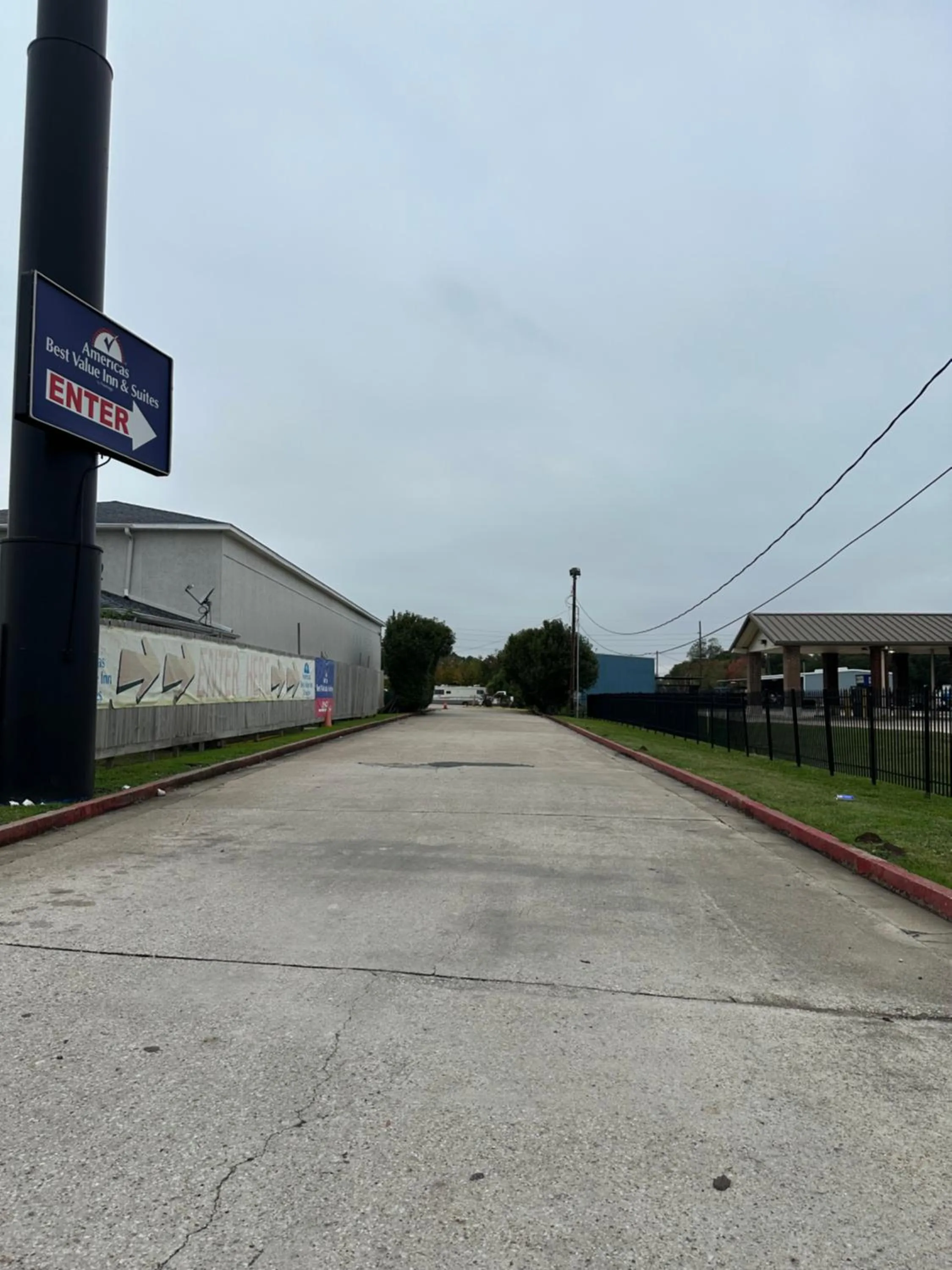 Street view in Americas Best Value Inn and Suites Groves