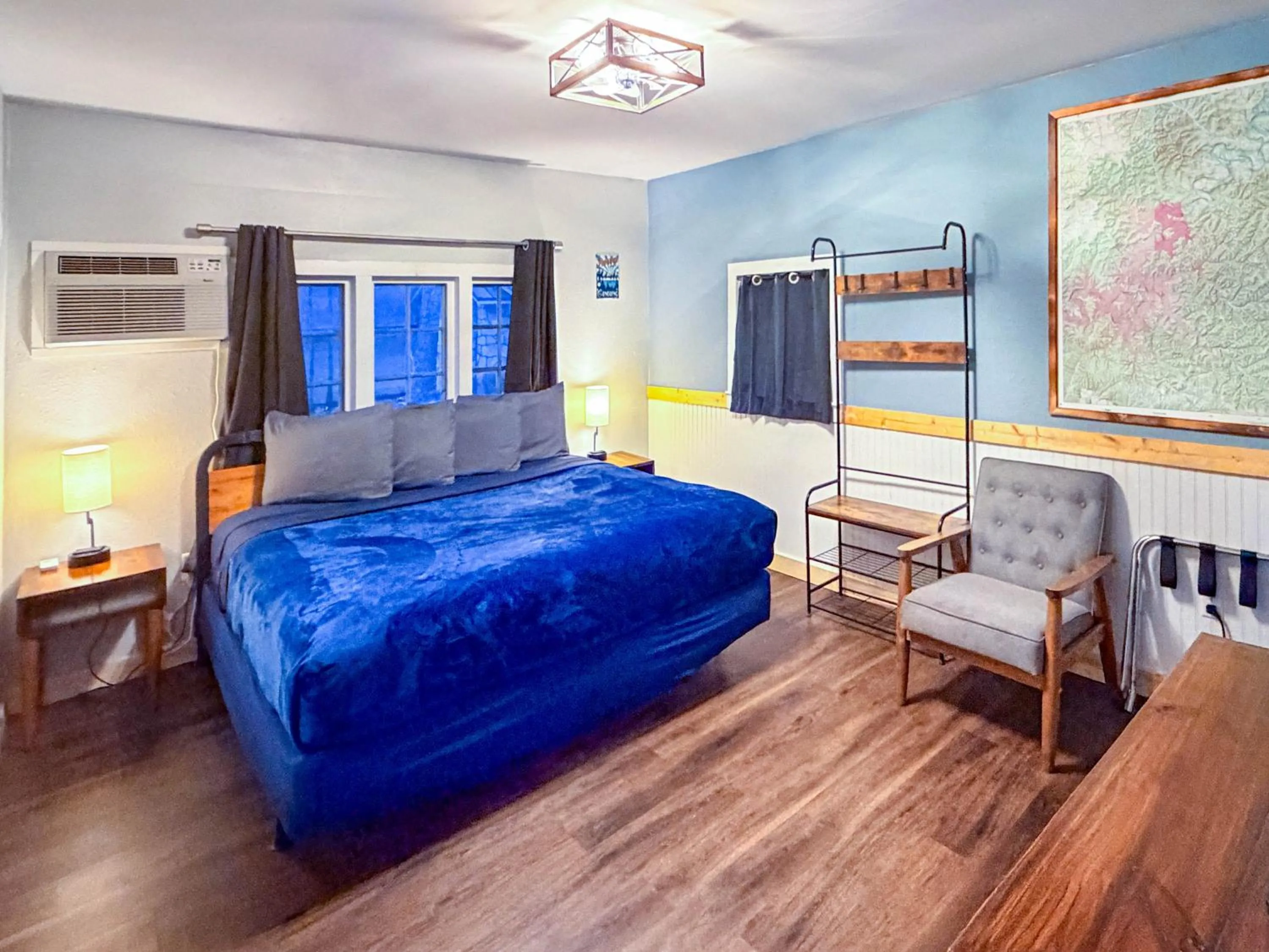 Bed in The Wanderoo Lodge