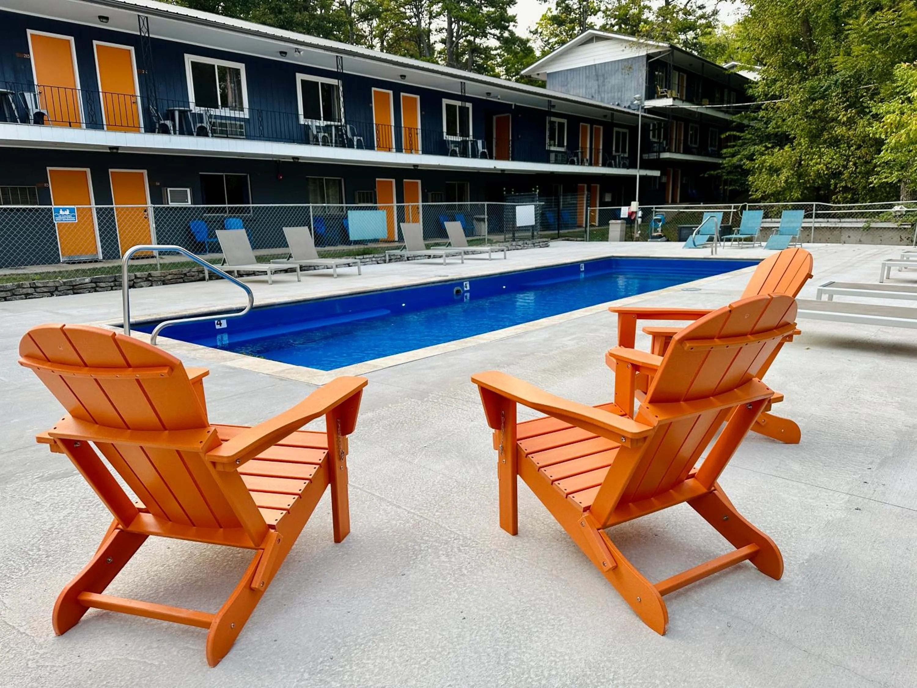 Swimming pool in The Wanderoo Lodge