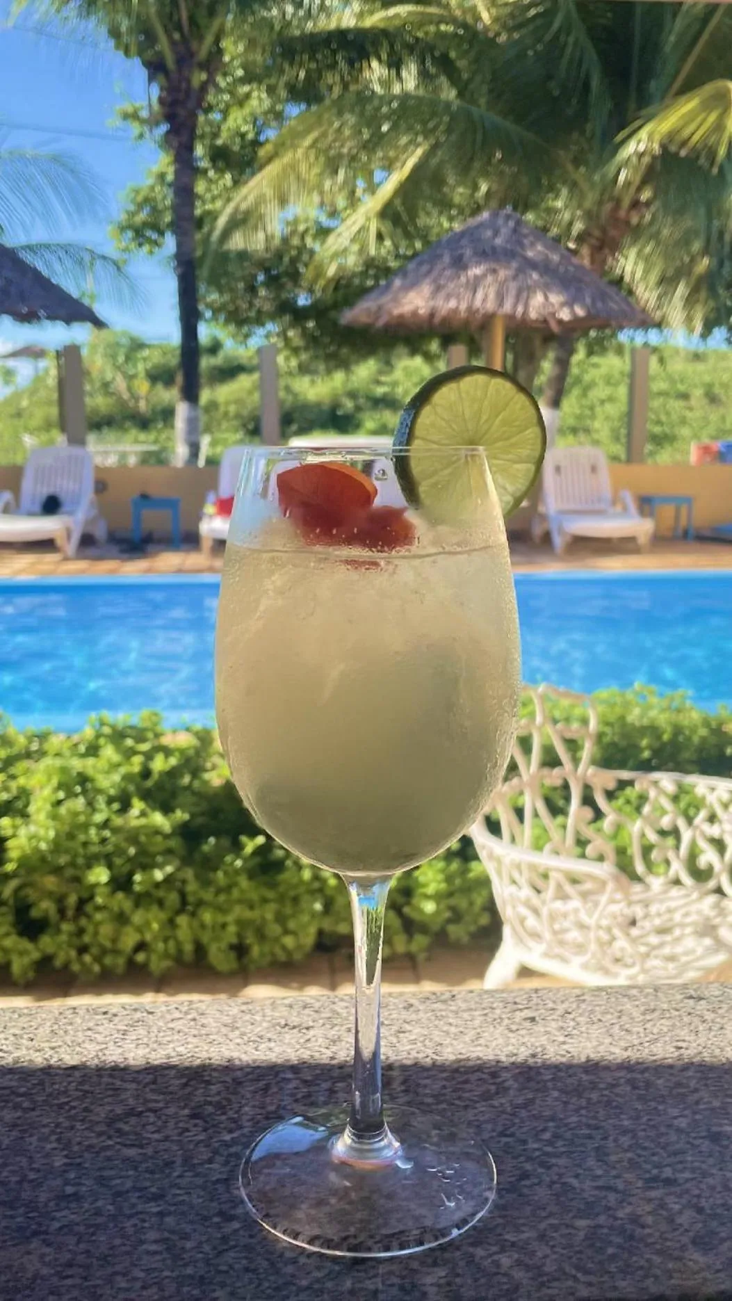 Pool view in Pousada Só Alegria