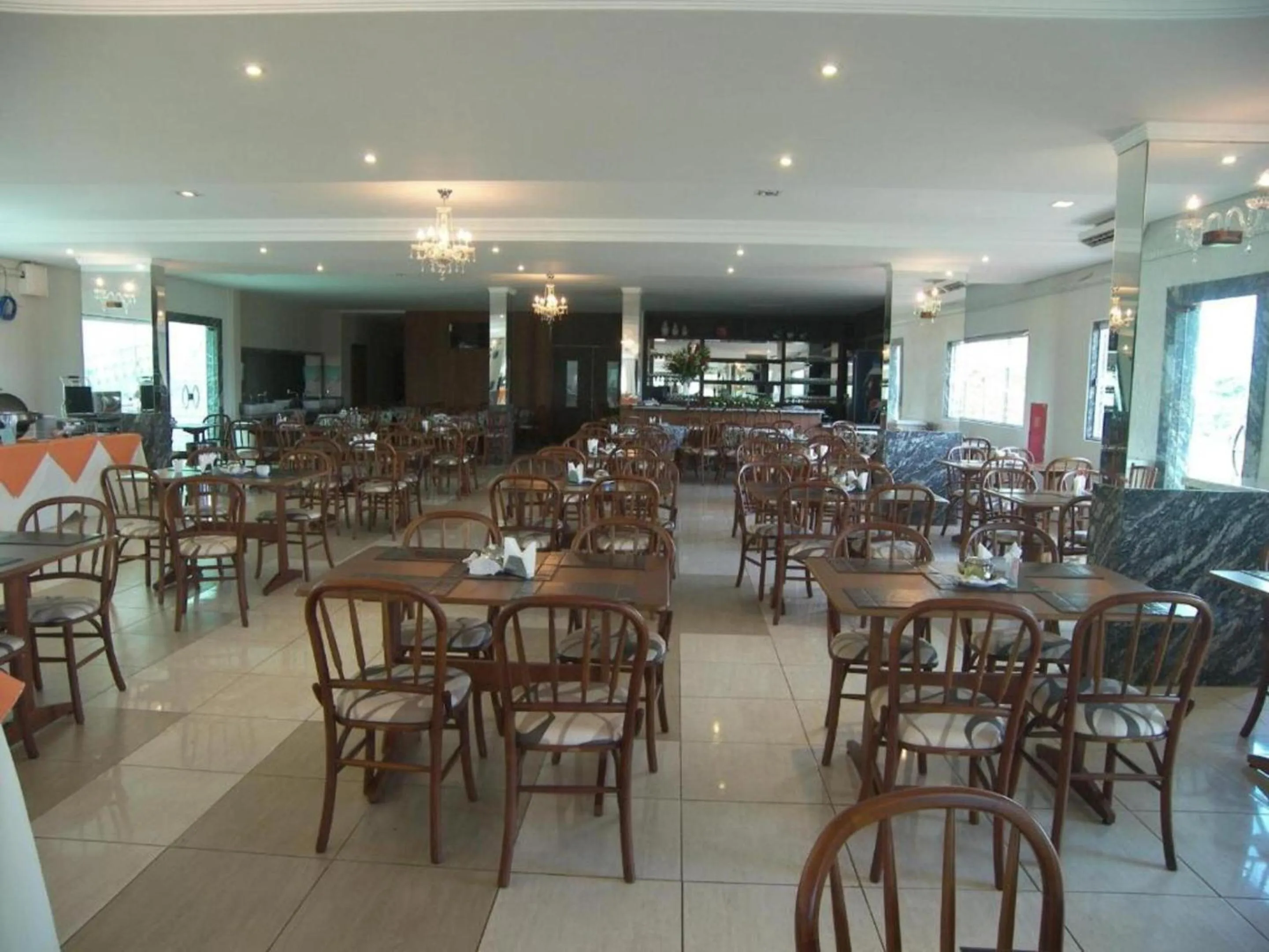Restaurant/places to eat in Verdes Vales Lazer Hotel