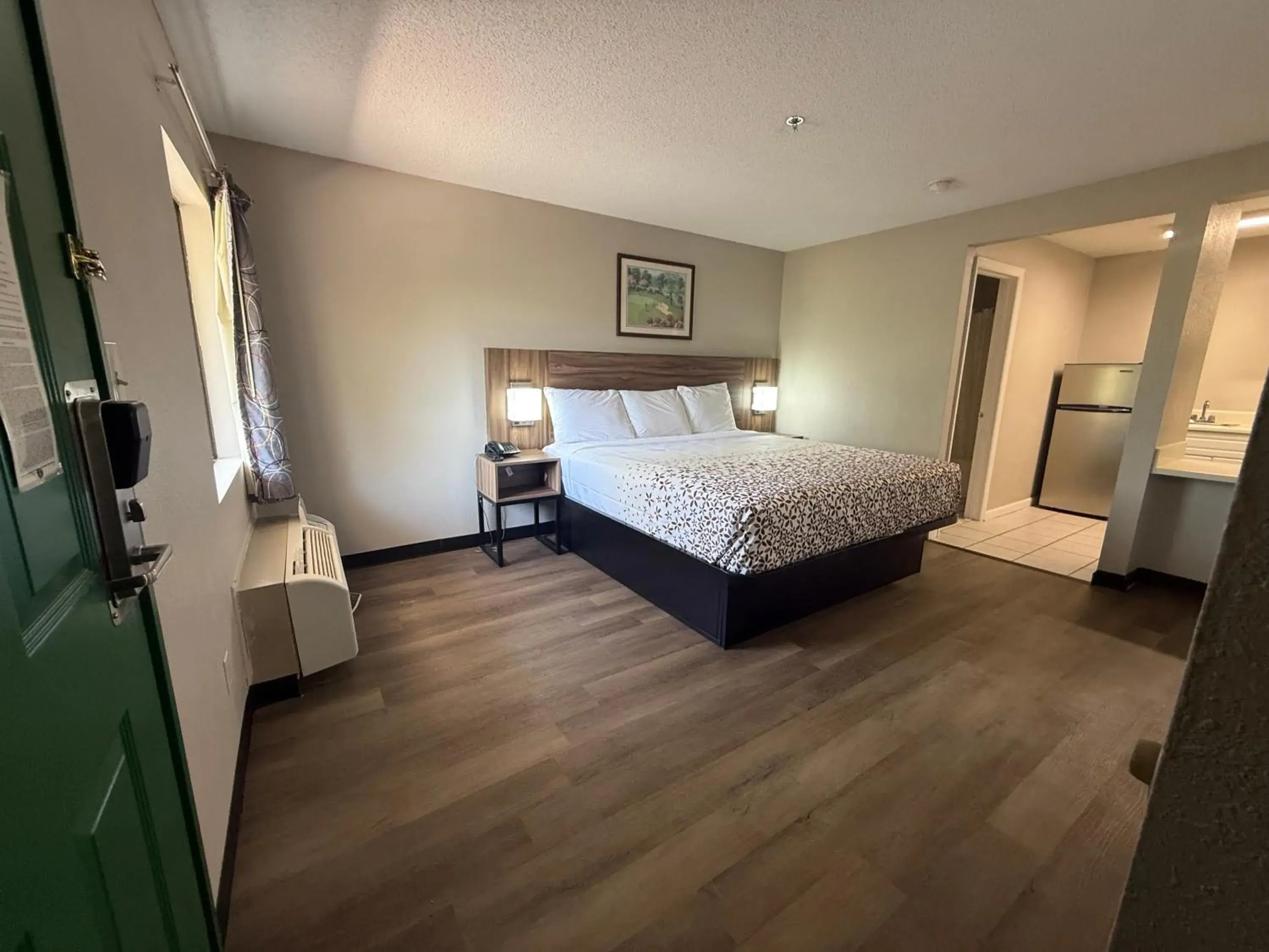 King Room -Smoking in Country Hearth Inn & Suites Augusta King Room -Smoking in Country Hearth Inn & Suites Augusta