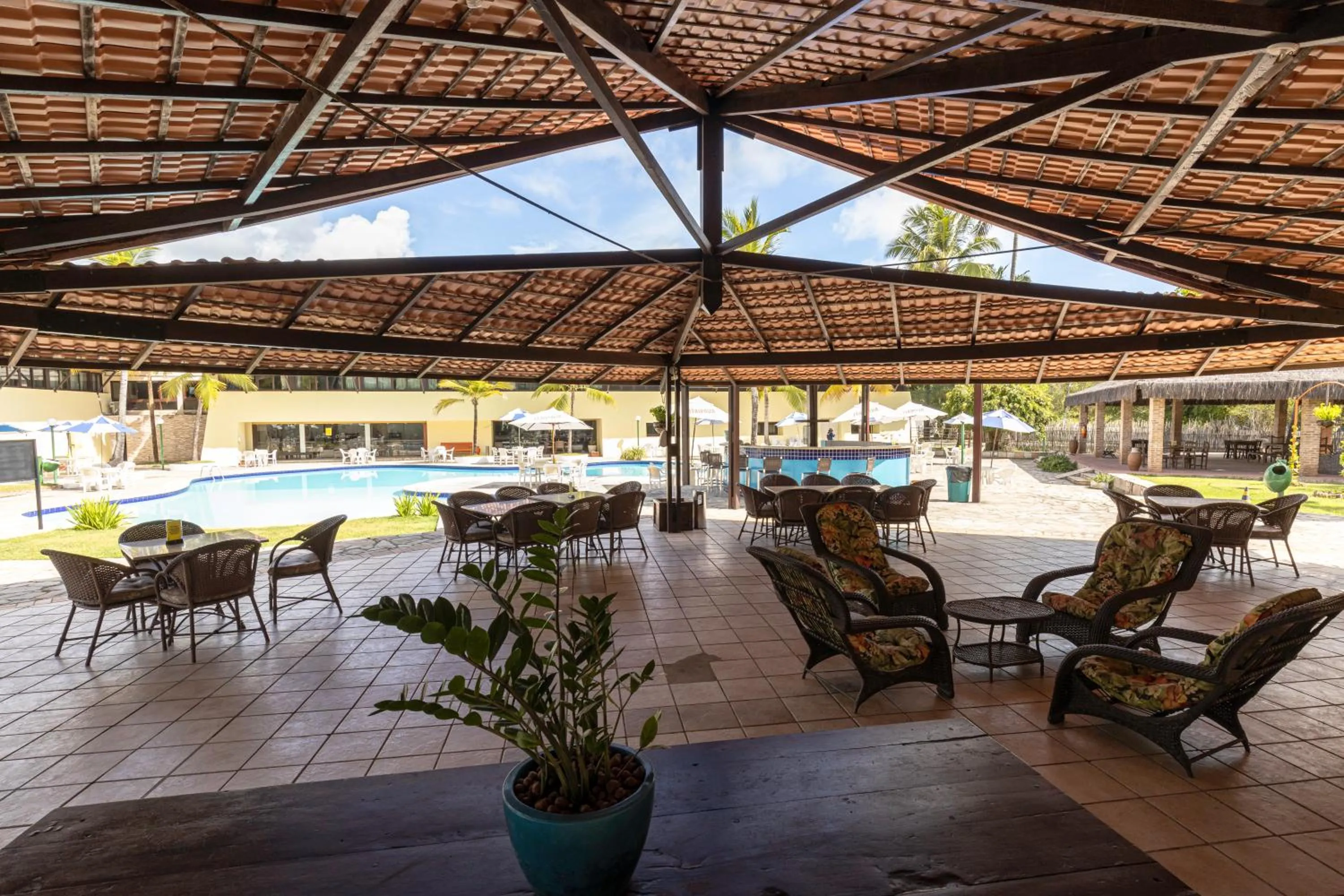 Seating area in Orange Praia Hotel