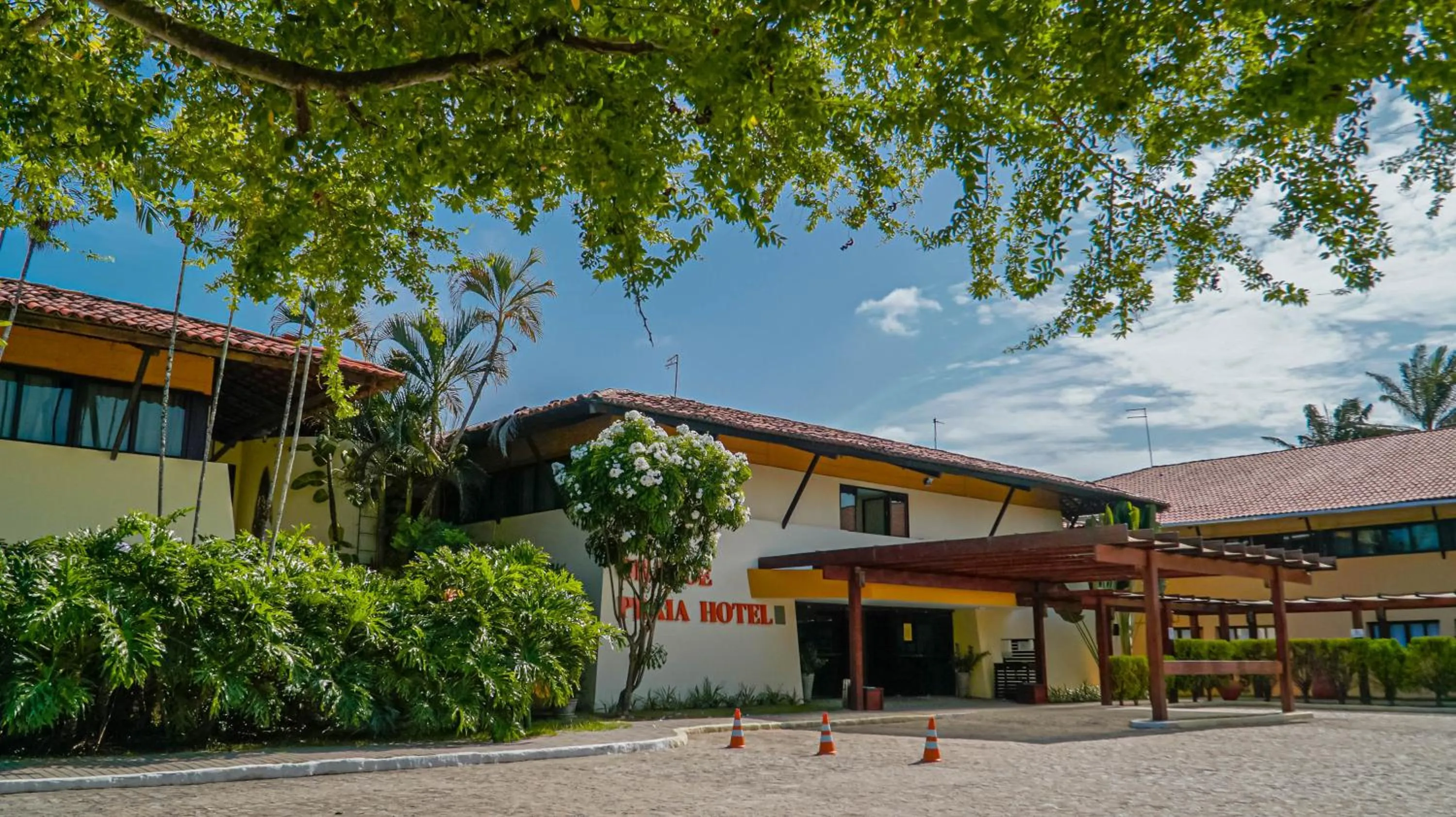 Property building in Orange Praia Hotel