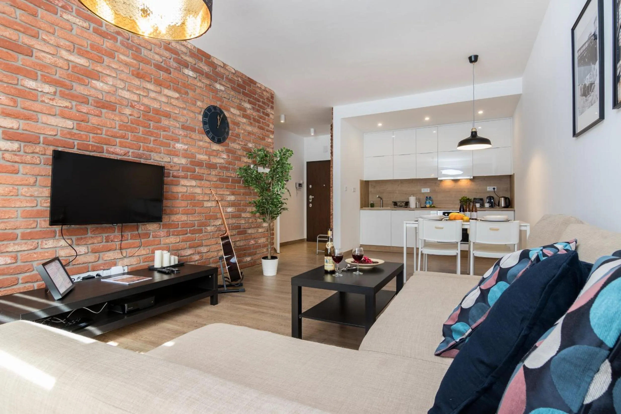 Communal lounge/ TV room in Browar Lubicz Residence