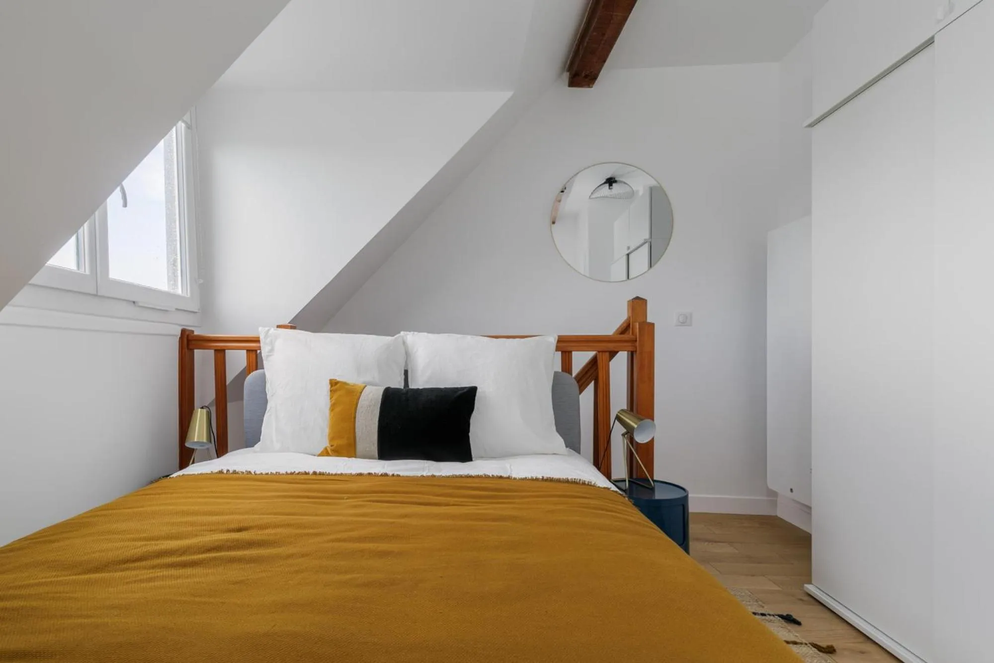 Bed in Bridgestreet Le Marais - les halles - Republique