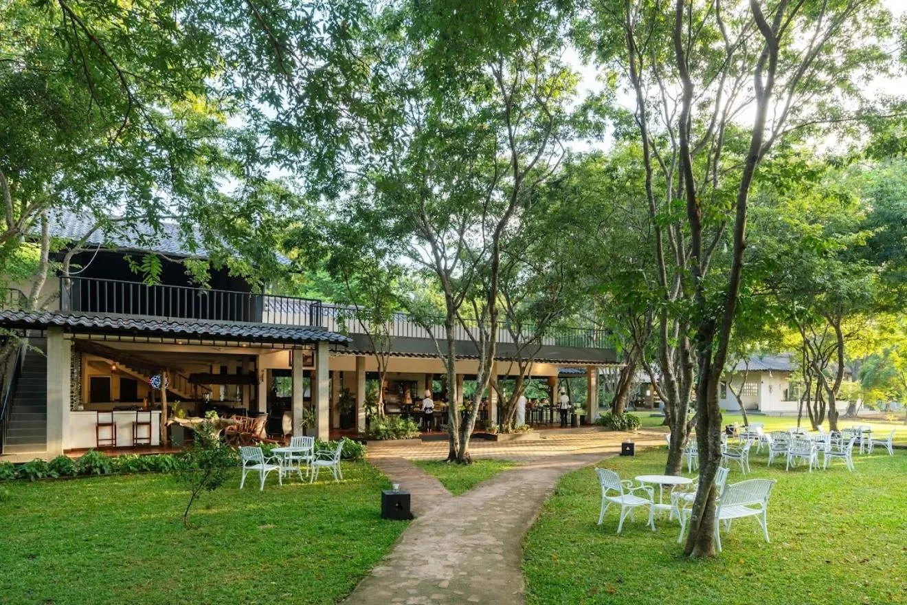 Property building in Kassapa Lions Rock