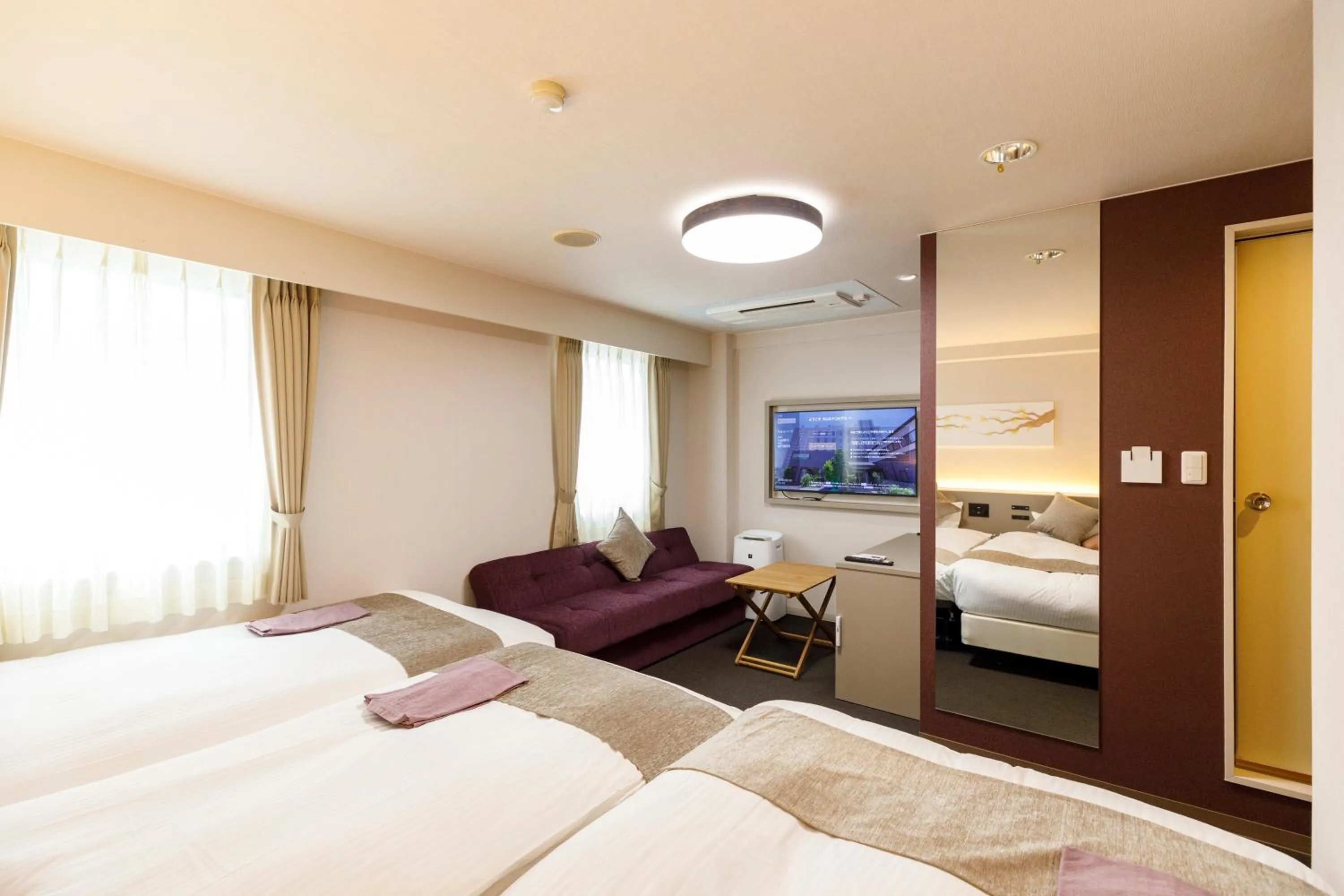 Bedroom, Bed in Inuyama Miyako Hotel