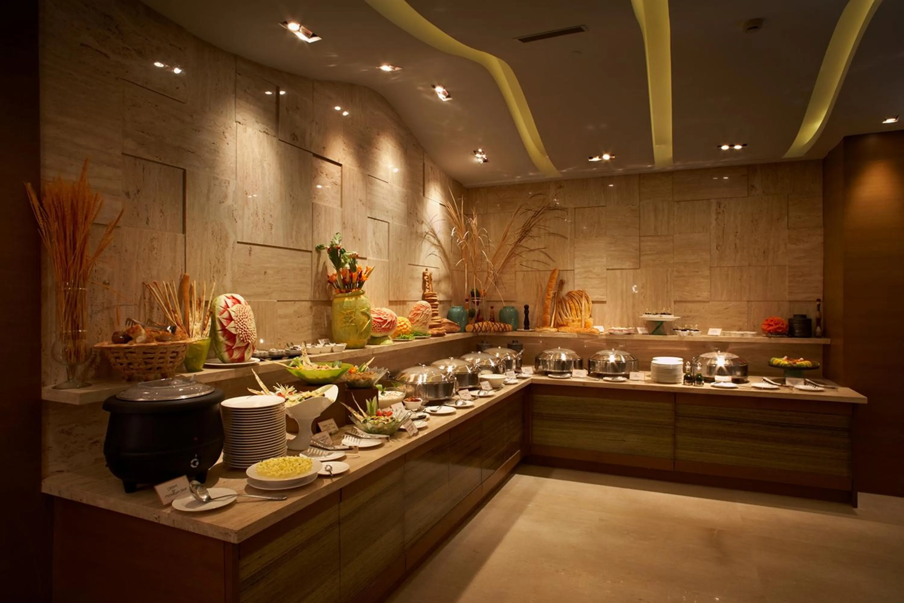 Breakfast in Adarsh Hamilton