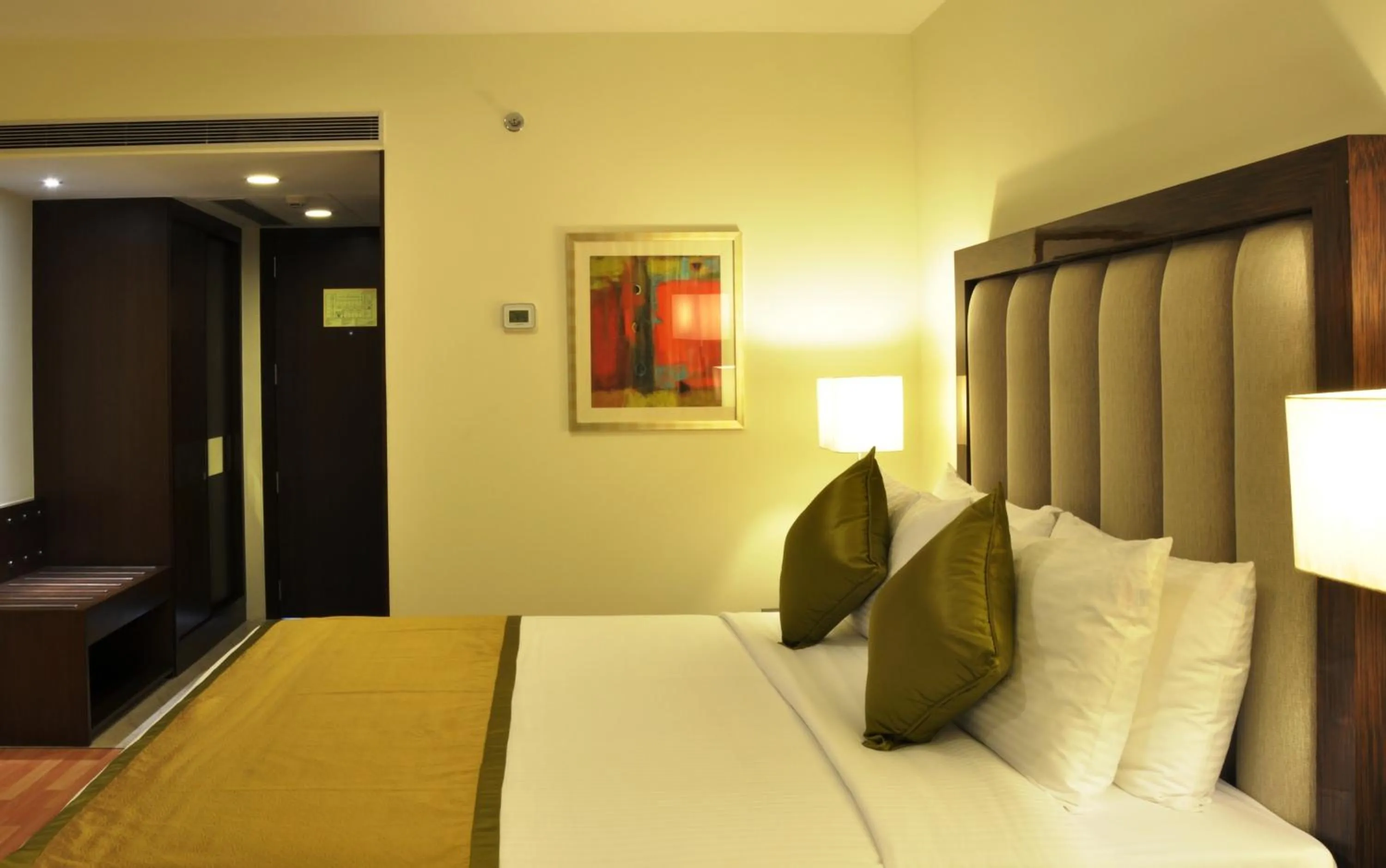 Bed in Adarsh Hamilton