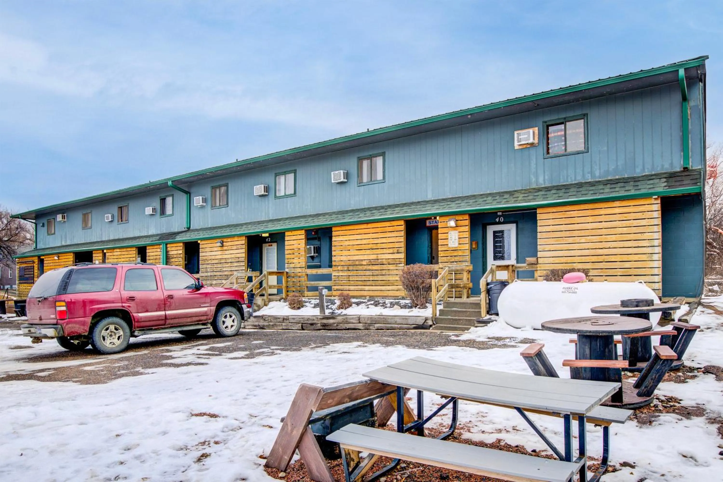 Parking in Bel Aire Motel Chamberlain Near Missouri River I 90