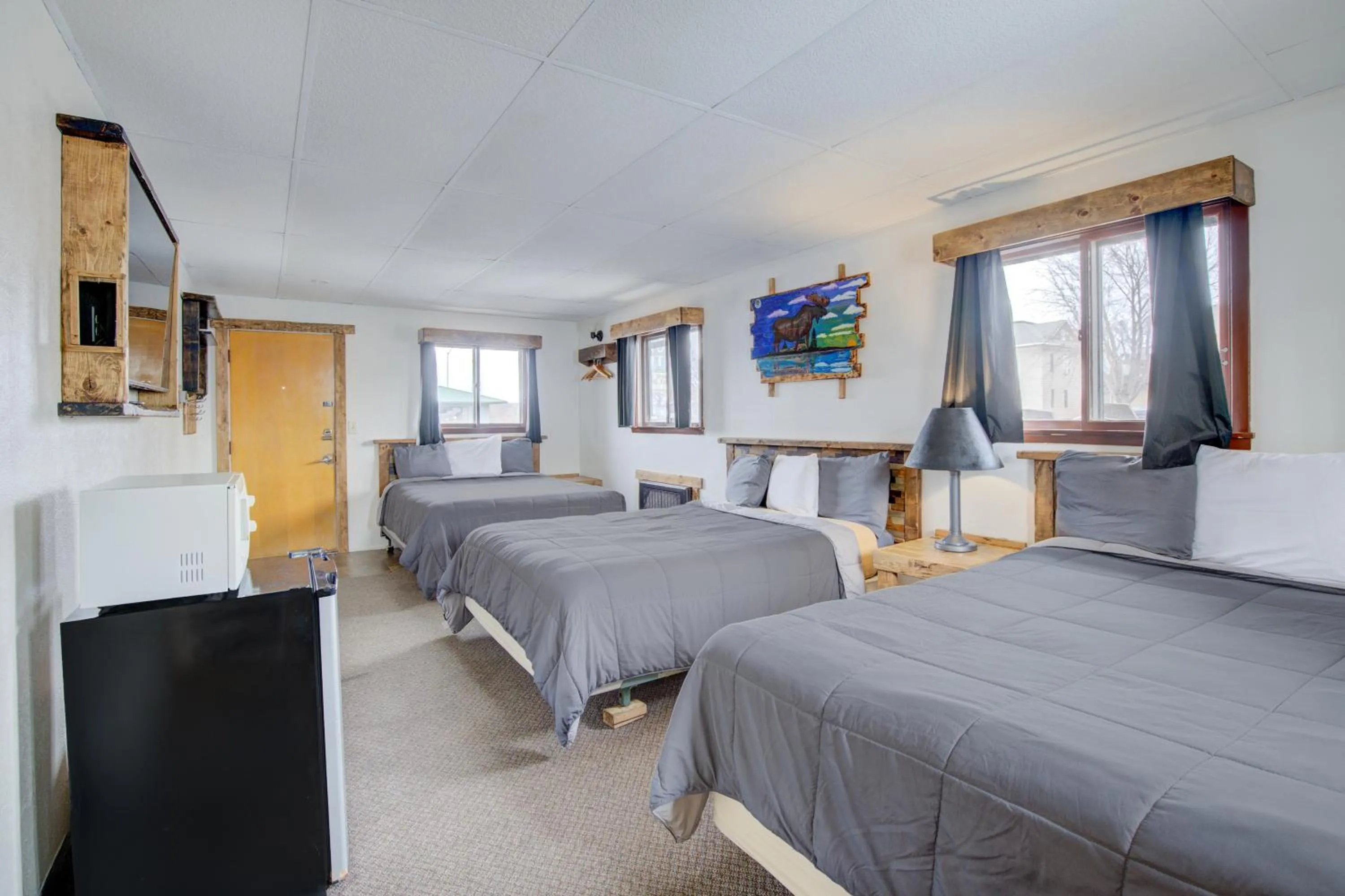 Bedroom, Bed in Bel Aire Motel Chamberlain Near Missouri River I 90