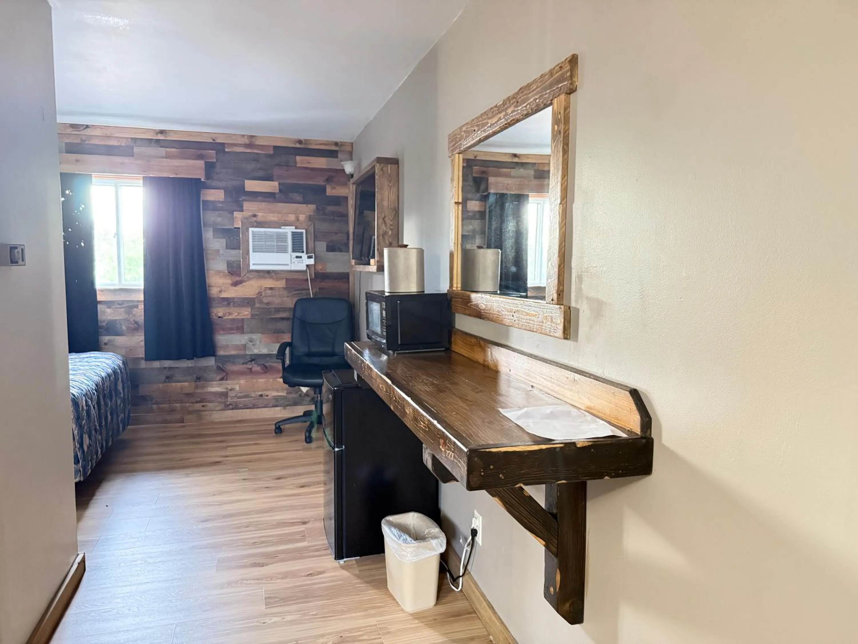 Area and facilities in Hotel O Bel Aire Chamberlain SD I 90