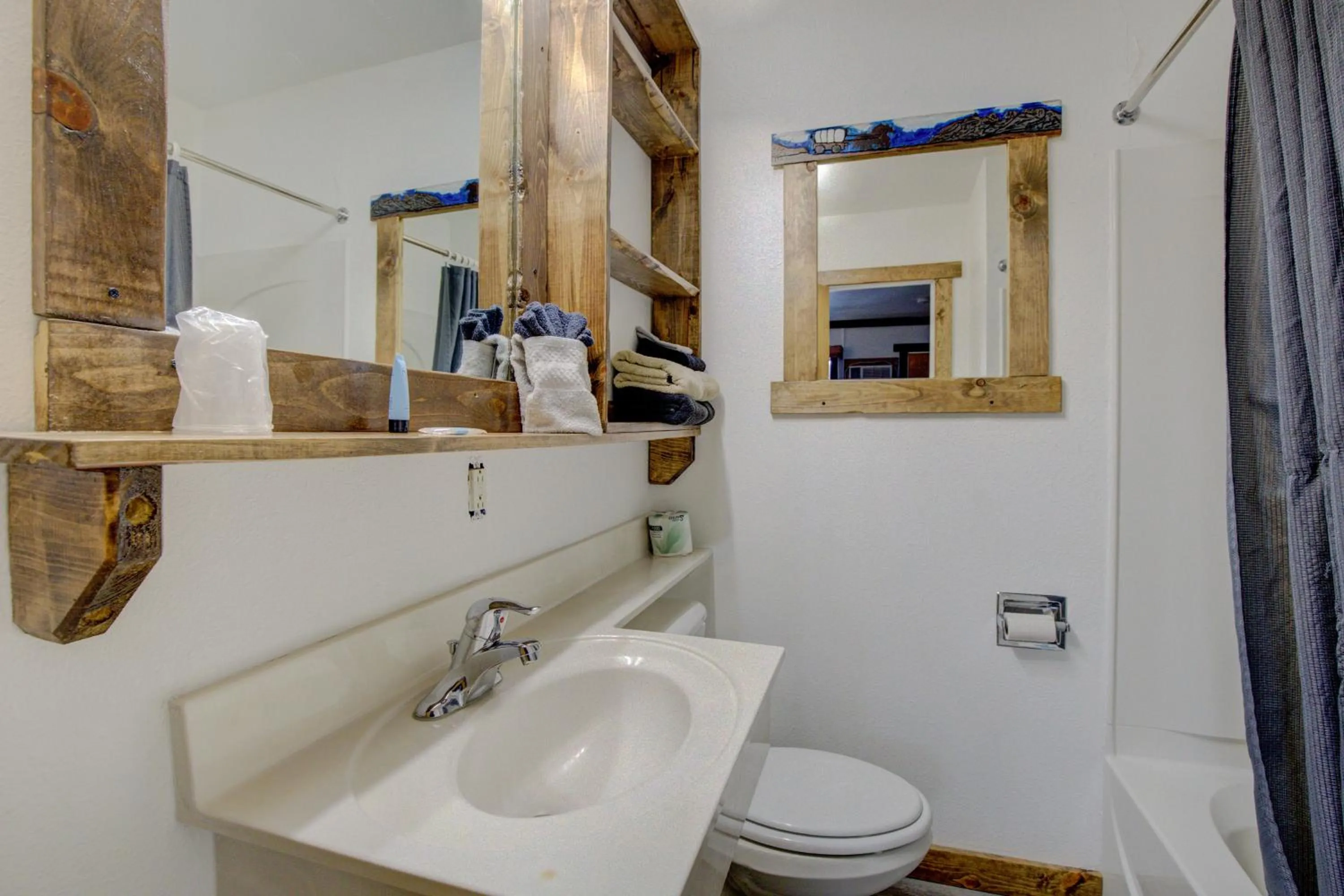 Bathroom in Bel Aire Motel Chamberlain Near Missouri River I 90