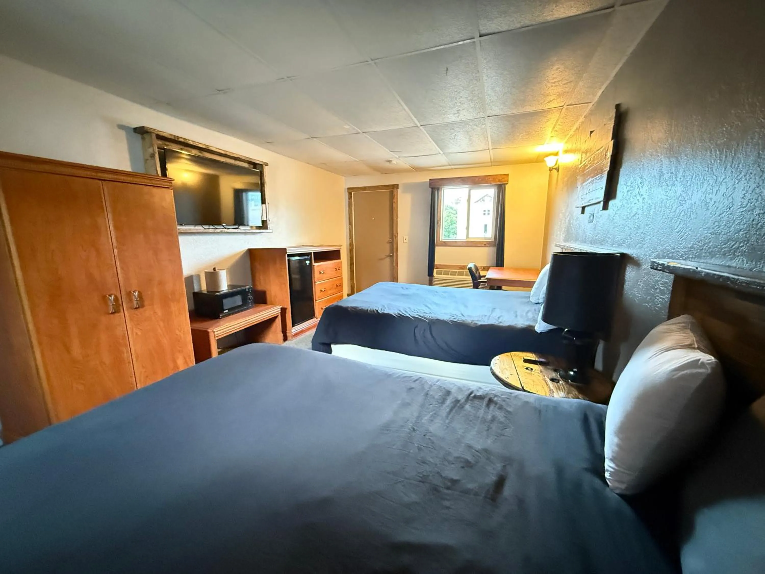 Bedroom, Bed in Hotel O Bel Aire Chamberlain SD I 90