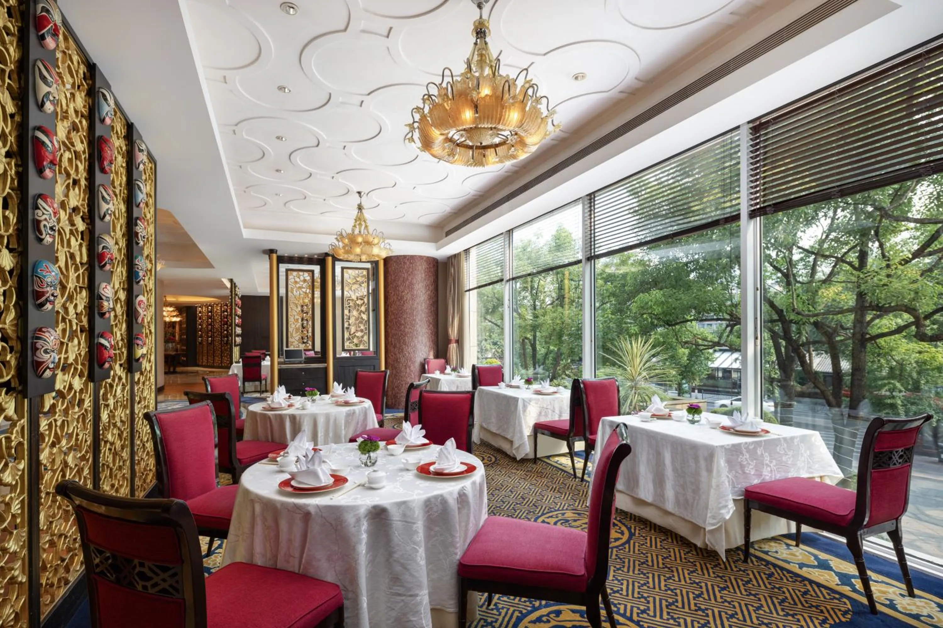 Restaurant/places to eat in Shangri-La Chengdu