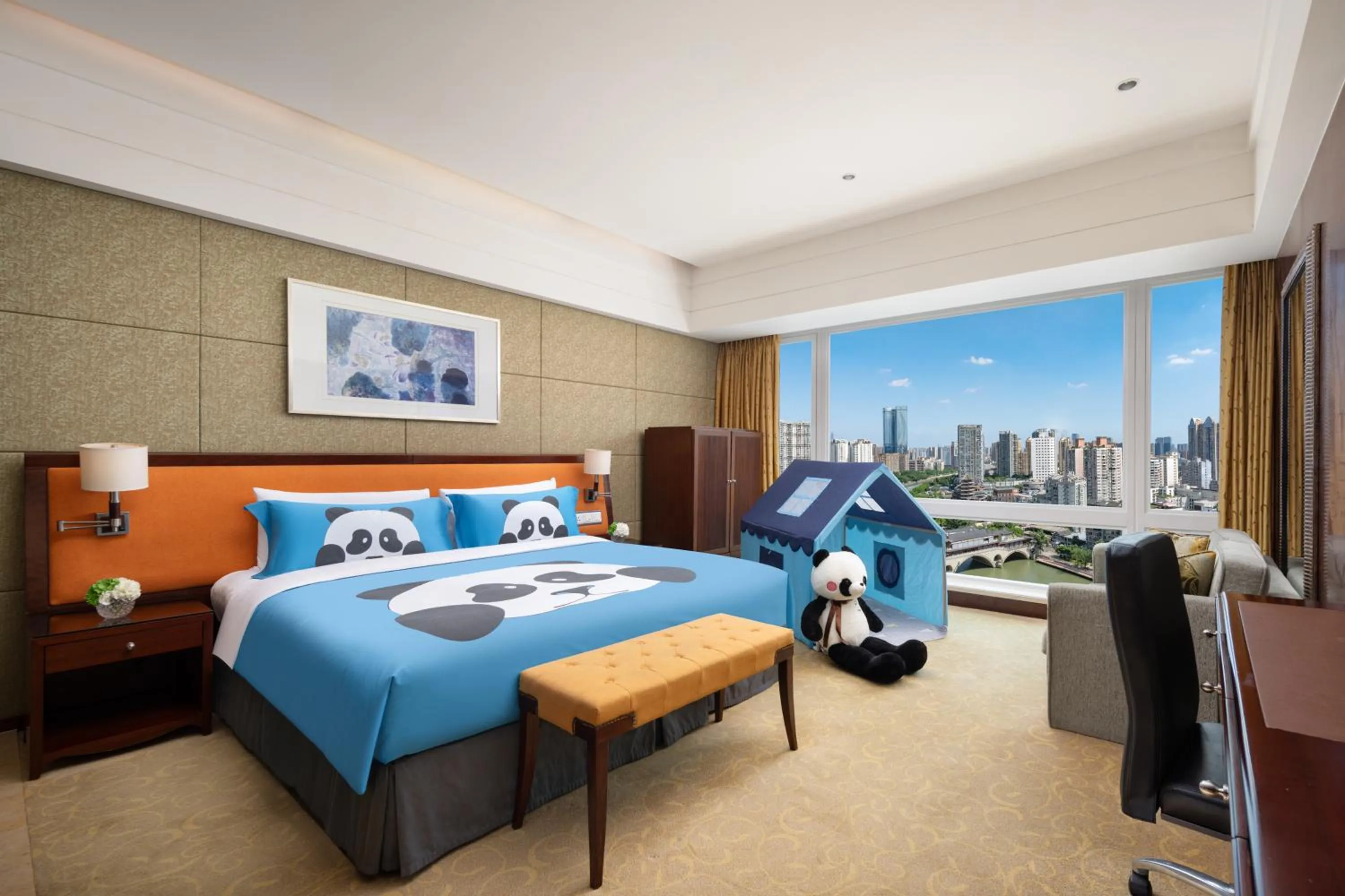 Bedroom, Bed in Shangri-La Chengdu