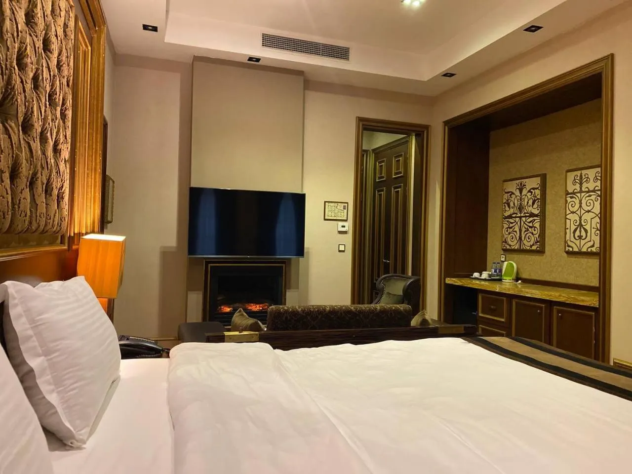 People, Bed in Sultan Inn Boutique Hotel