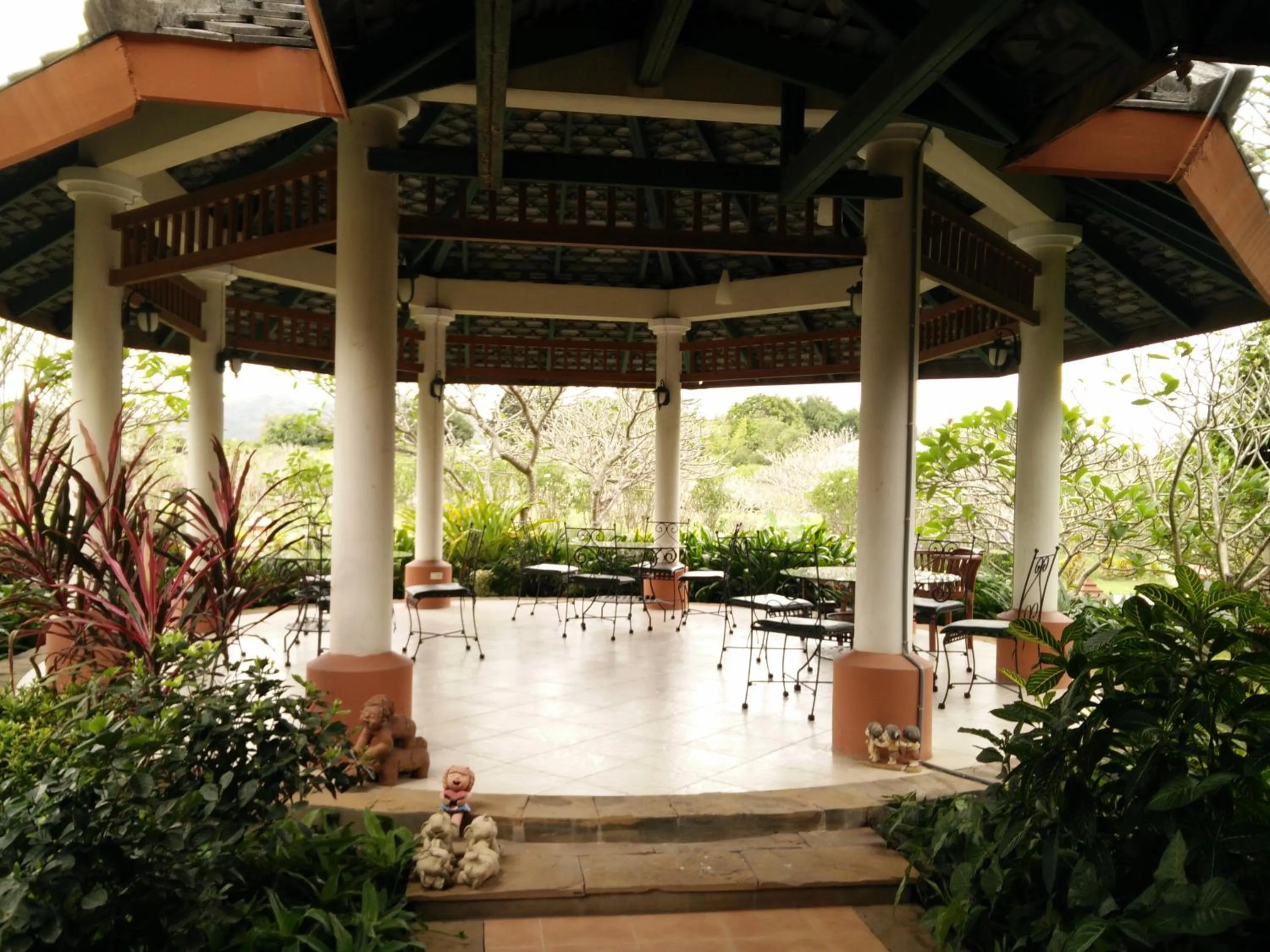 Decorative detail in Lilawalai Resort