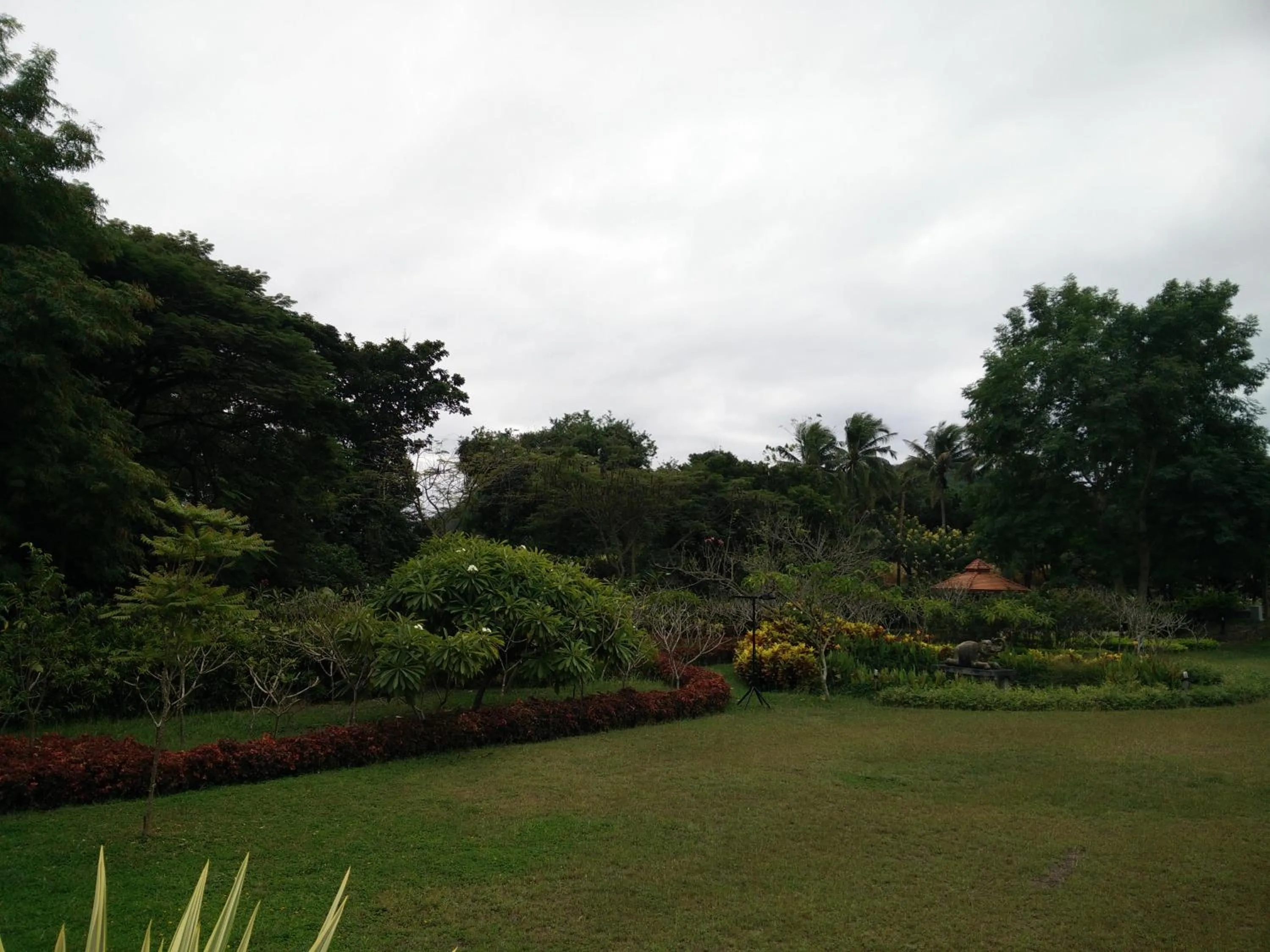 Garden in Lilawalai Resort