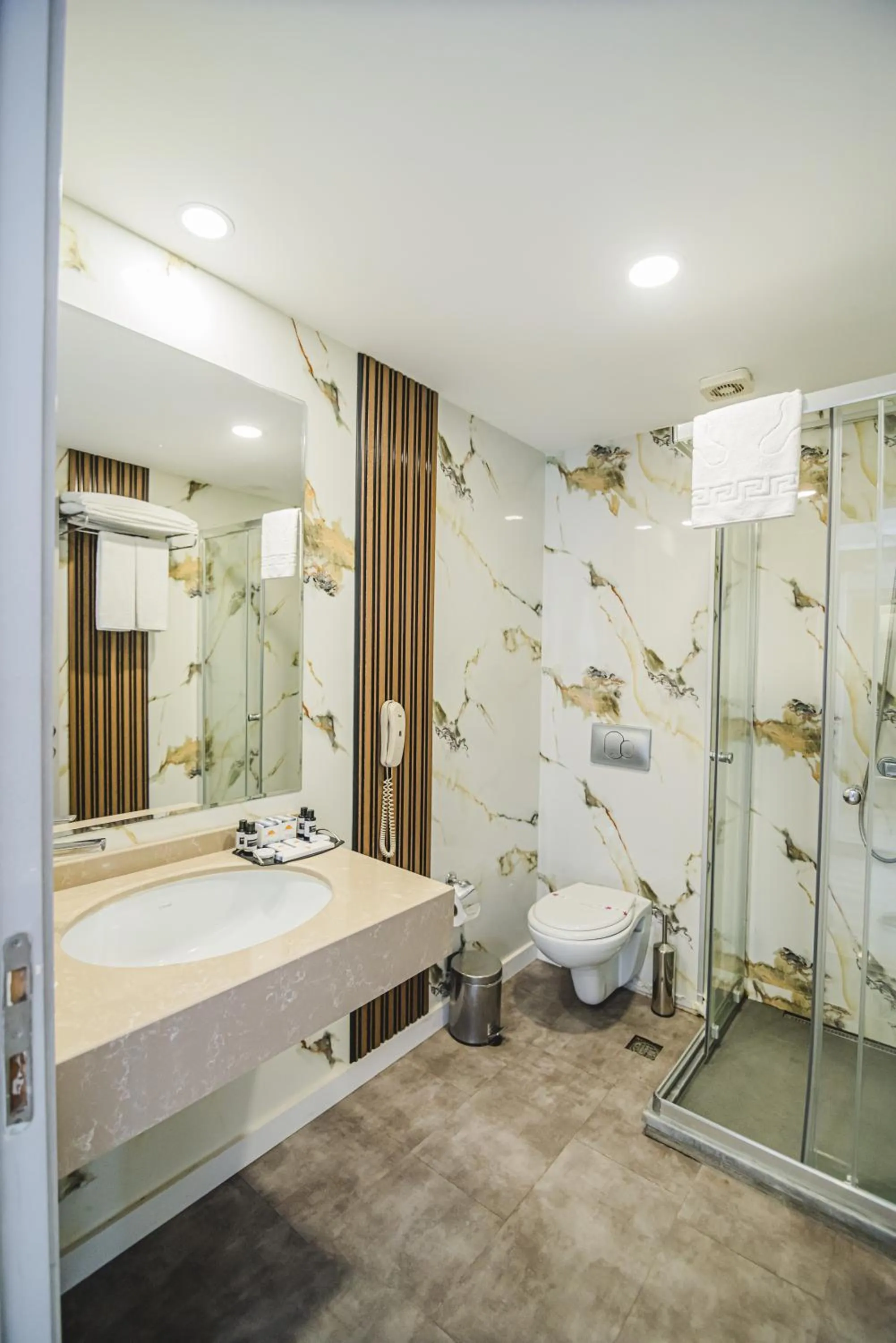 UPTOWN Büyük Anadolu Girne Hotel