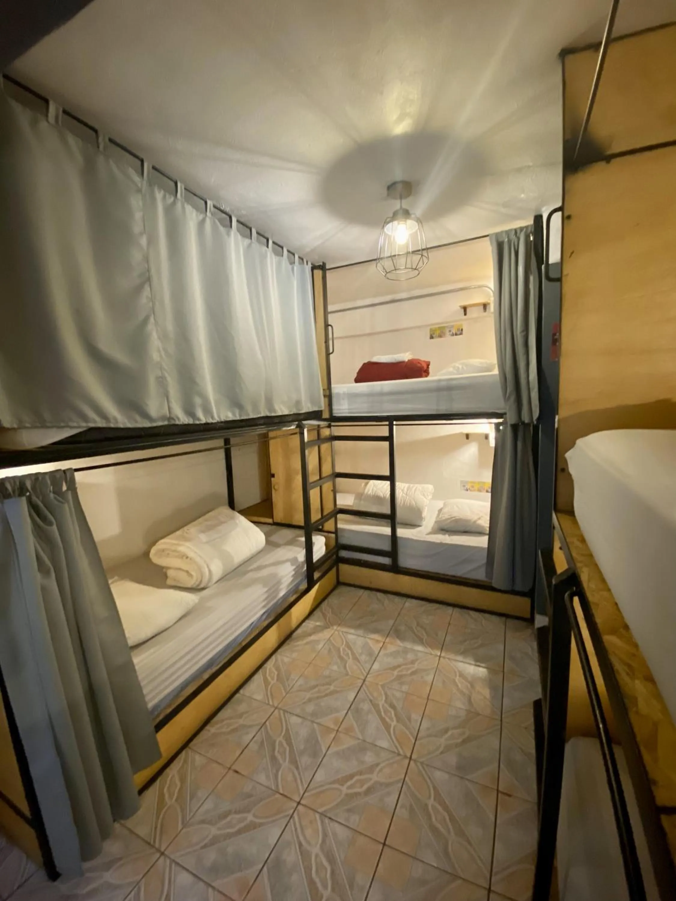 Bedroom, Bed in Supertramp Hostel Machupicchu