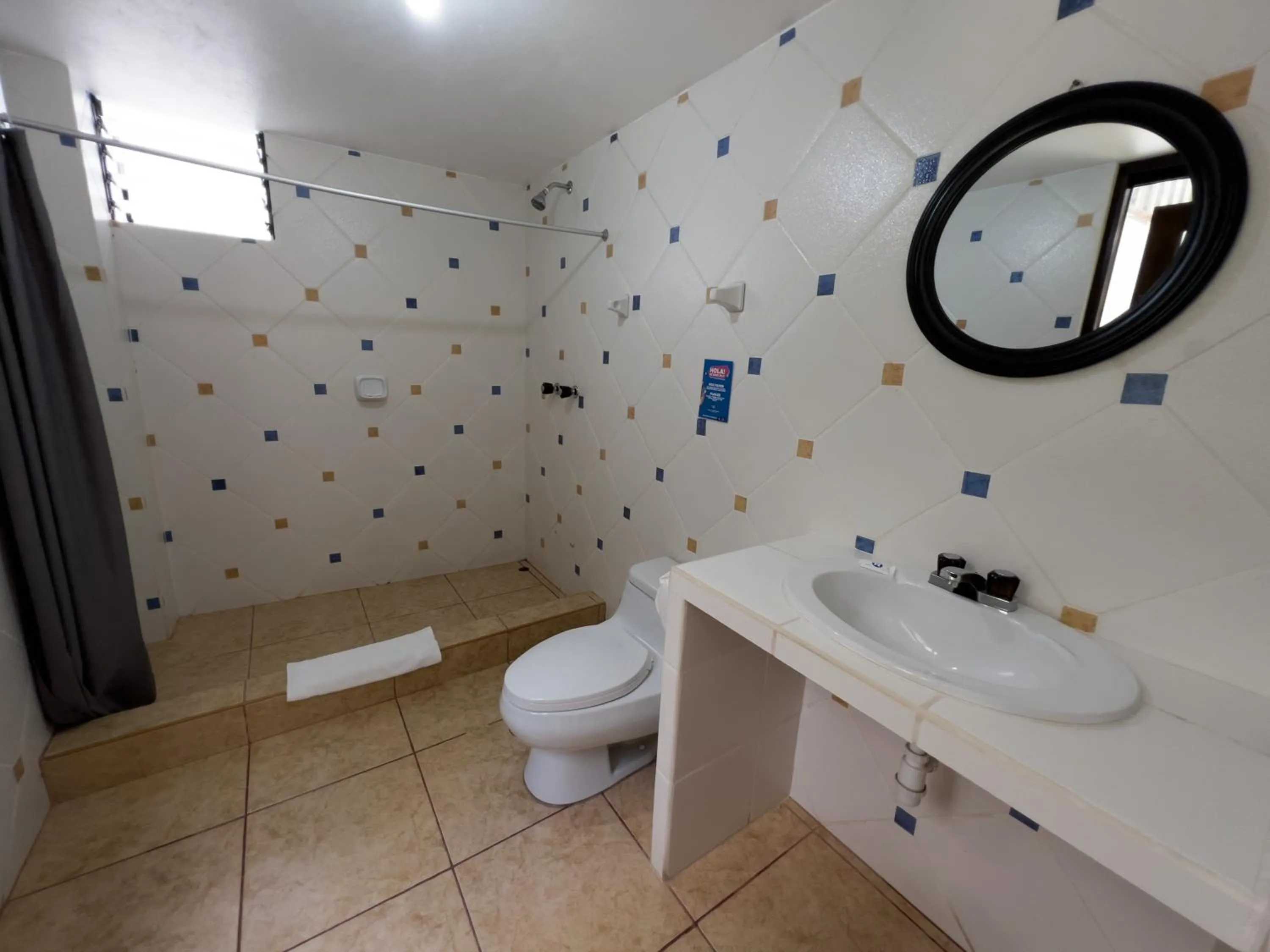 Bathroom in Supertramp Hostel Machupicchu