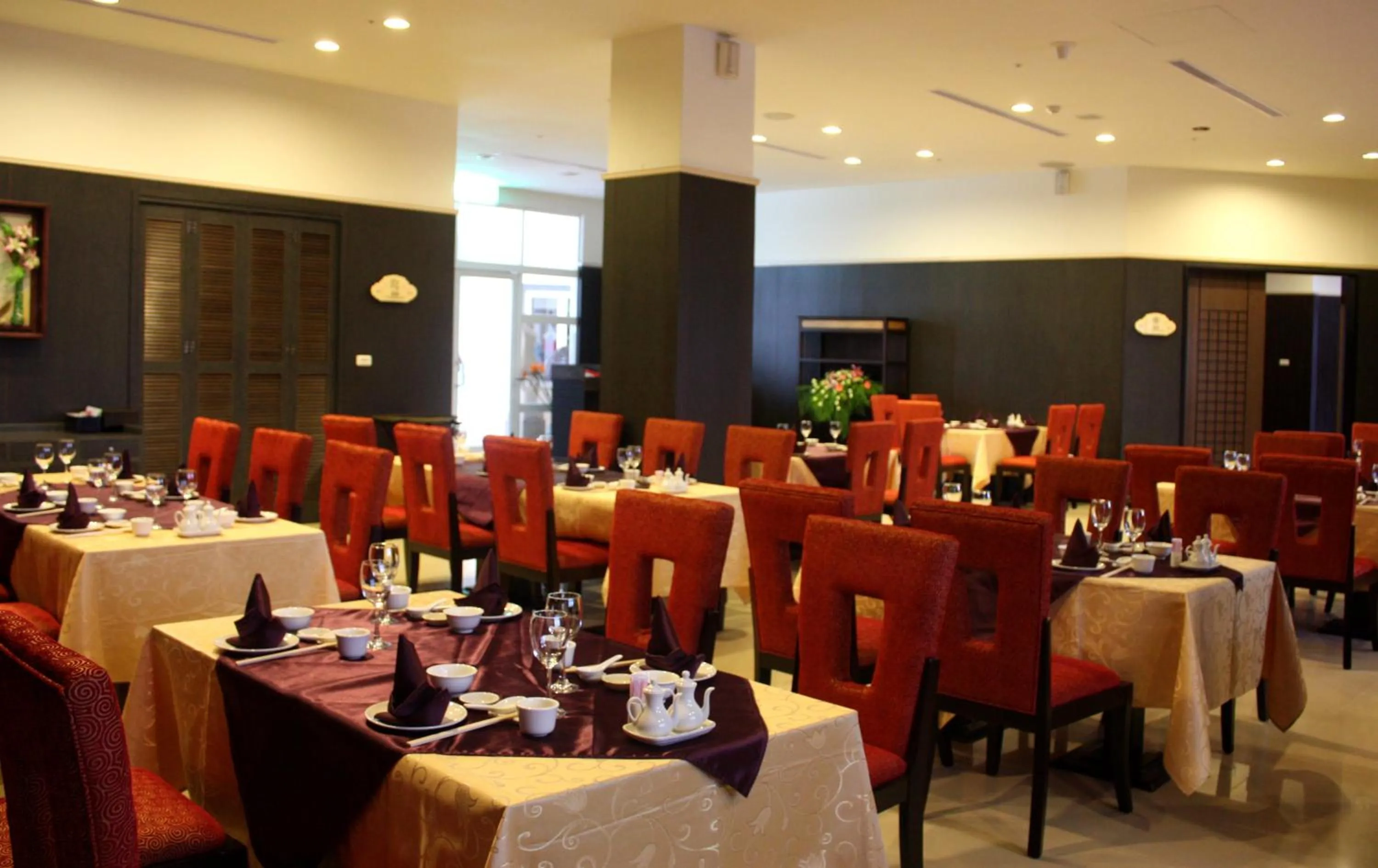 Restaurant/places to eat in Papago International Resort