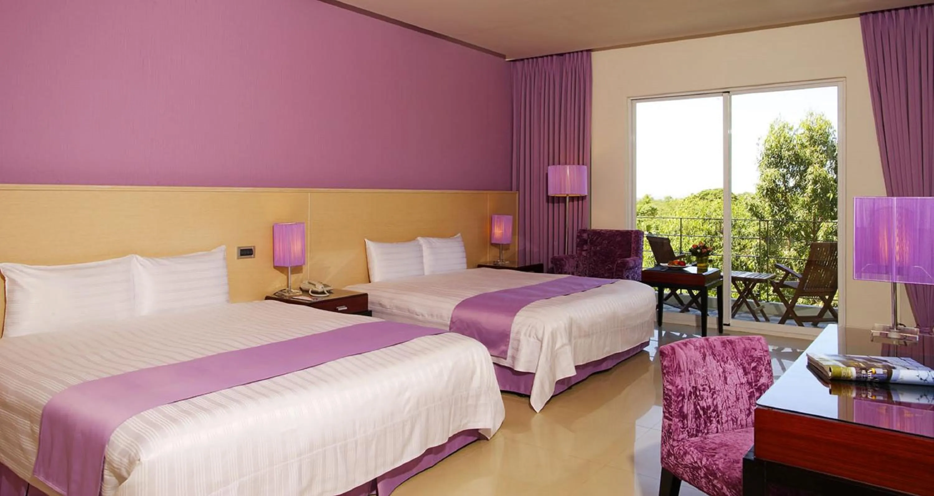 bunk bed, Bed in Papago International Resort