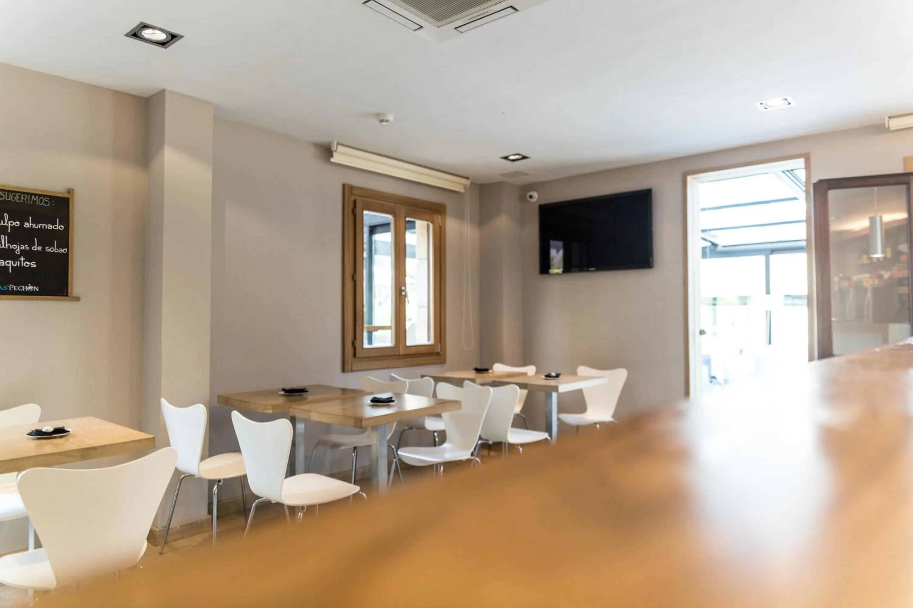 Lounge or bar in Tinas de Pechon