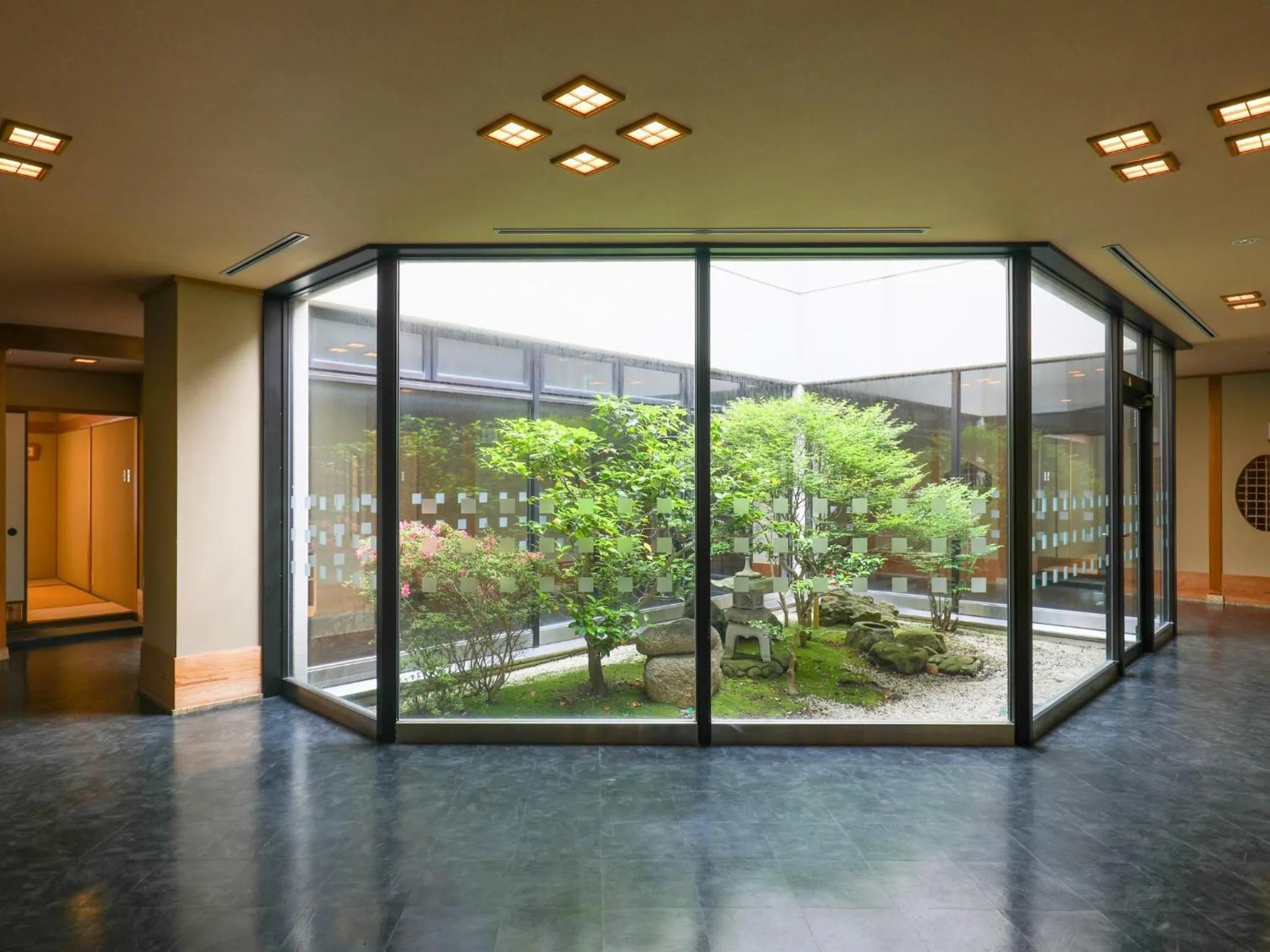 Garden in Ikoi no mura Notohanto