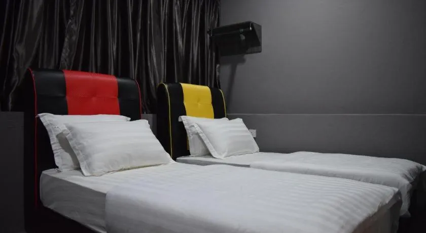 Times Traveller Lodge 2