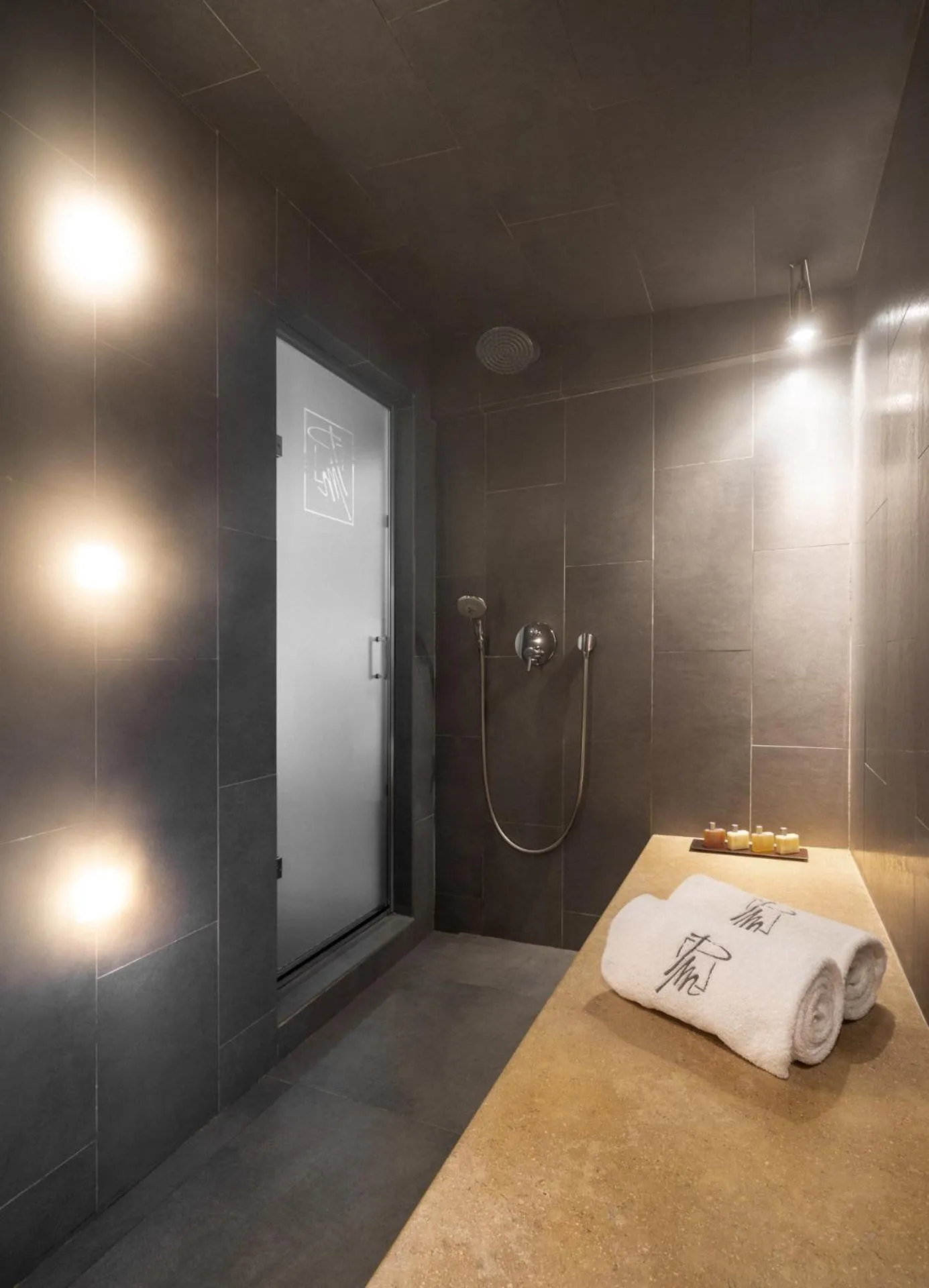 Steam room in Le Pre de la Mer