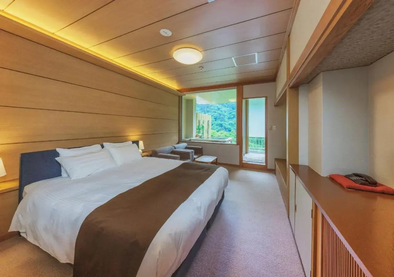Queen Room with Valley View - single occupancy - Non-Smoking in Marumine Kanko Hotel Queen Room with Valley View - single occupancy - Non-Smoking in Marumine Kanko Hotel