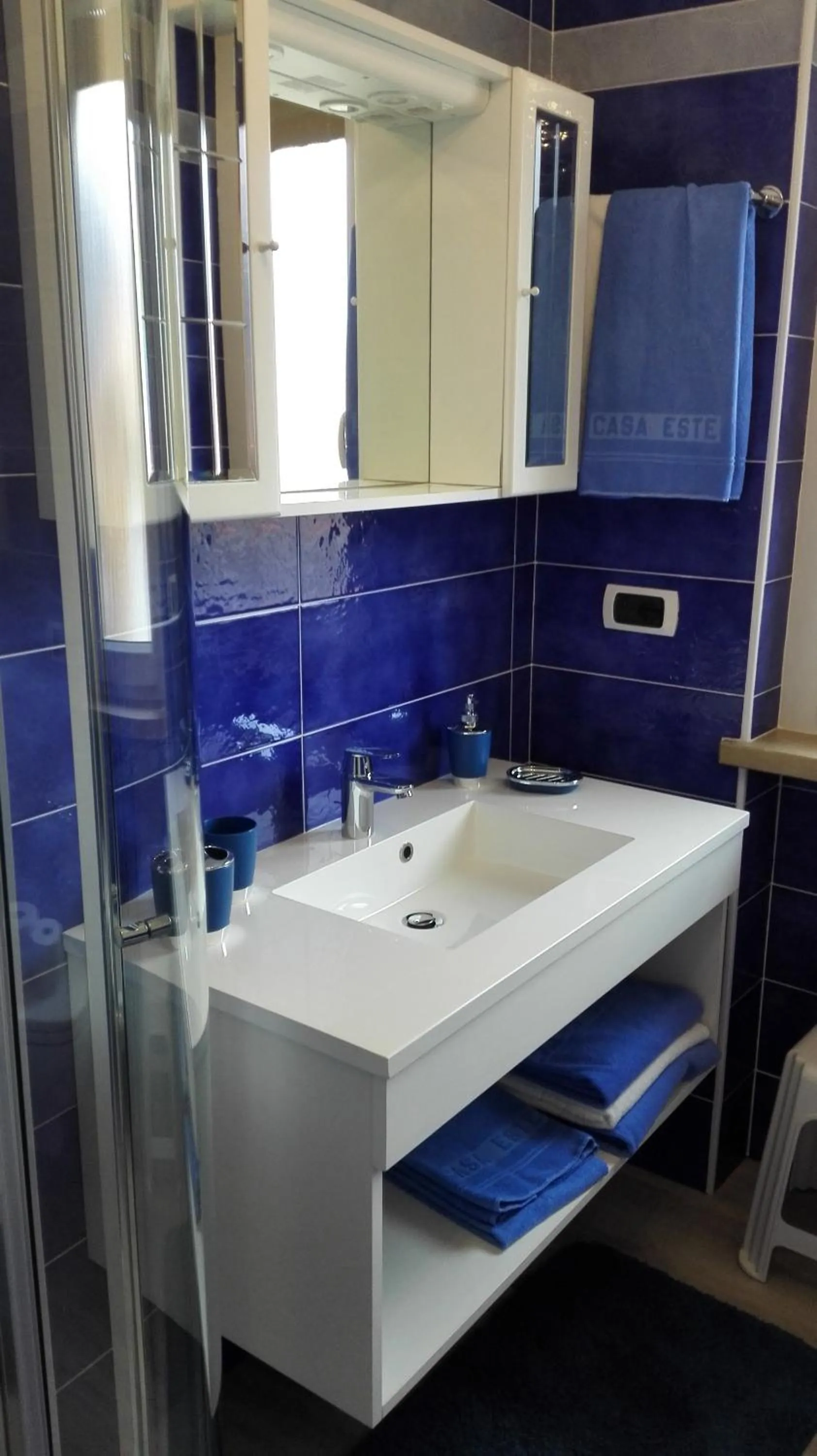 Shower in Albergo Casa Este