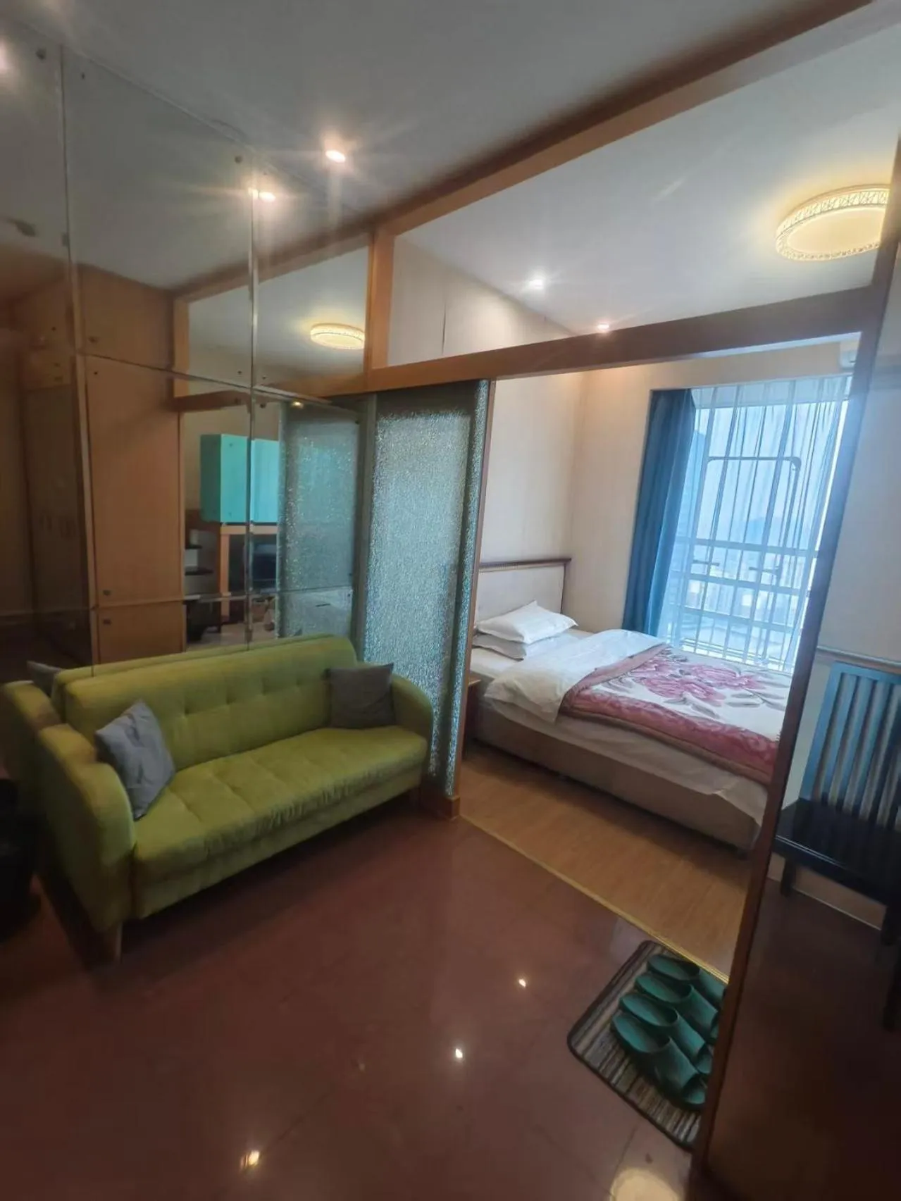 Bed in Xinshikong Apartments- Abest Zhongshan Park No.1