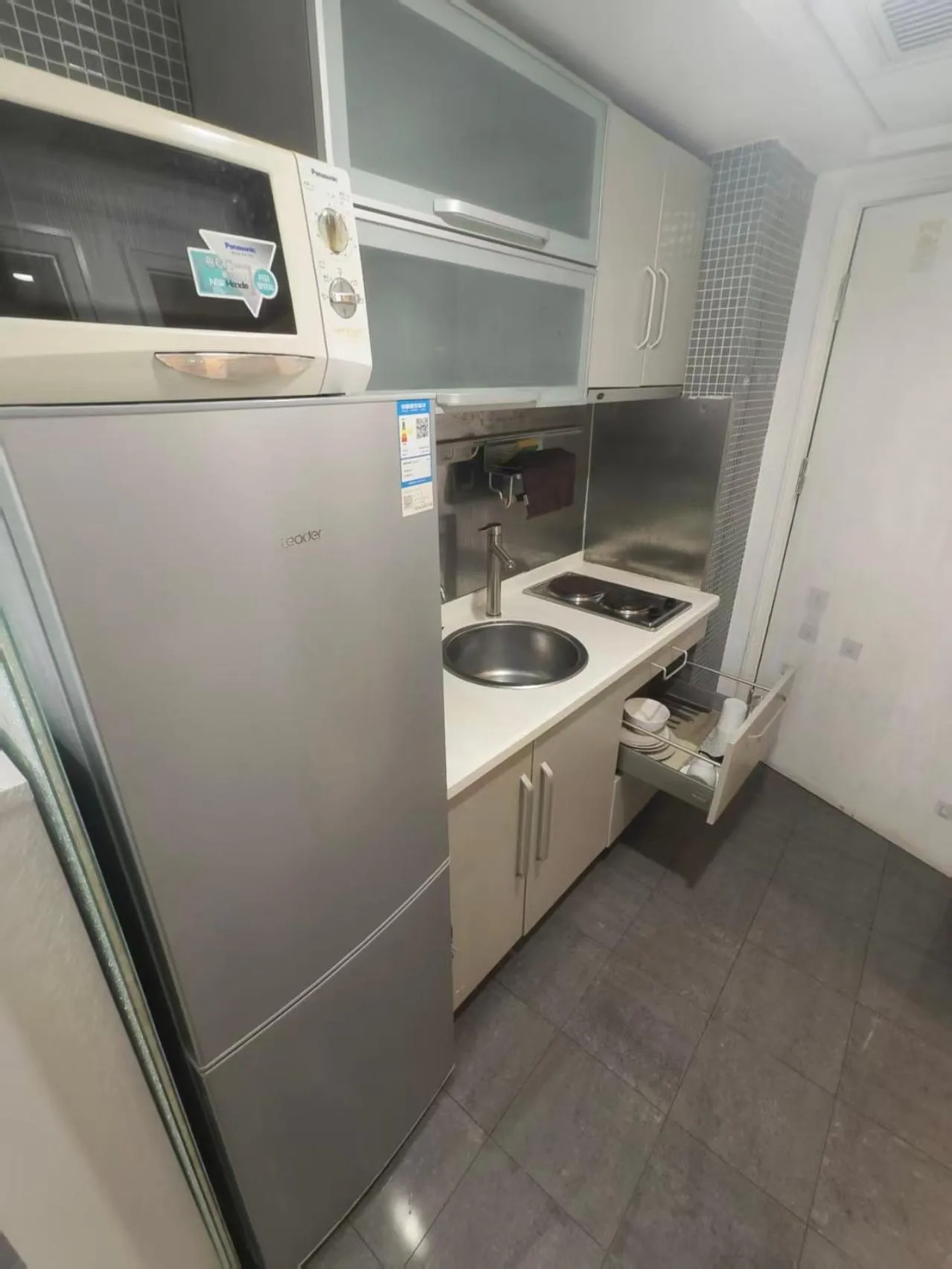 Kitchen or kitchenette in Xinshikong Apartments- Abest Zhongshan Park No.1