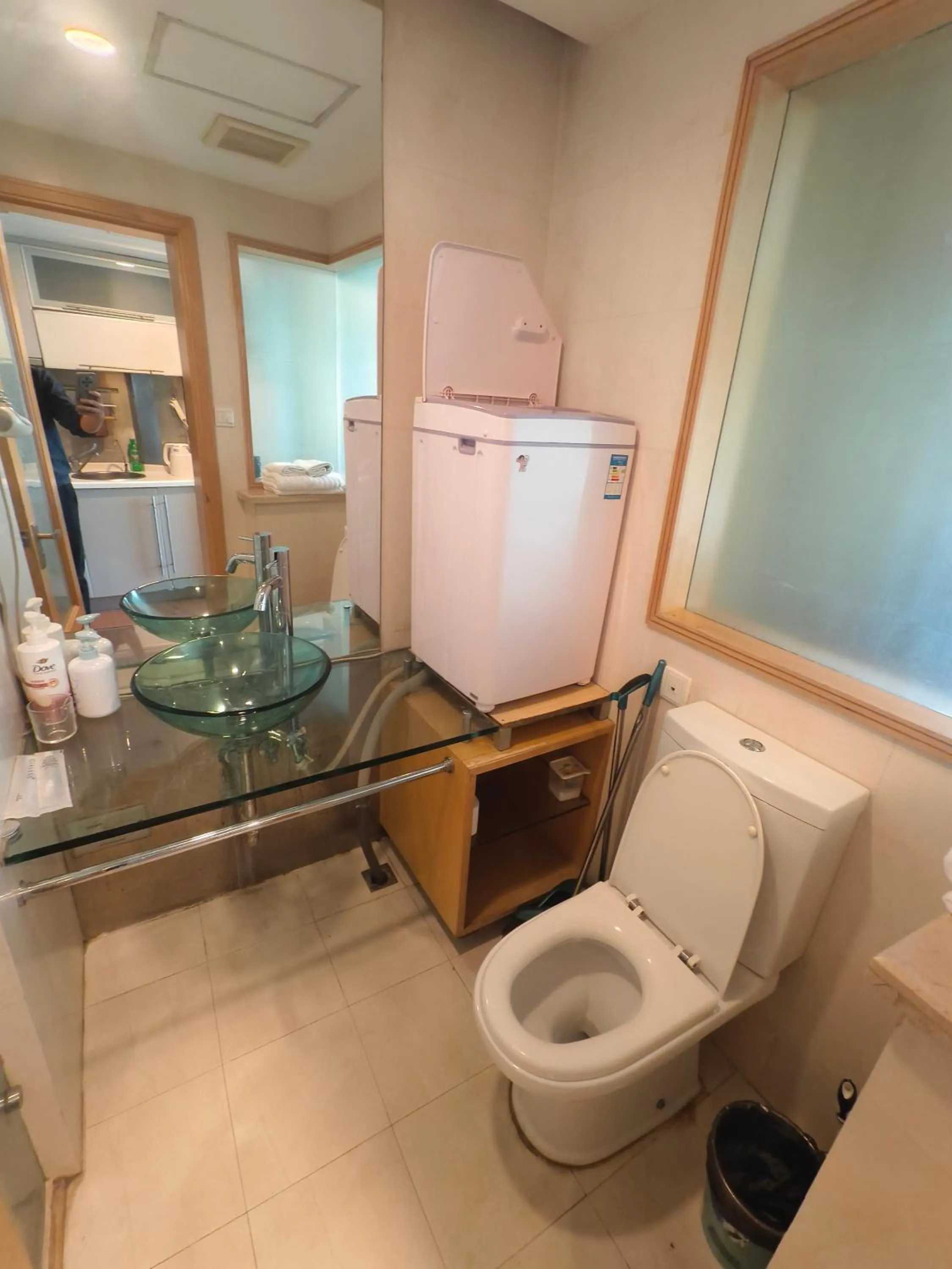 Toilet in Xinshikong Apartments- Abest Zhongshan Park No.1