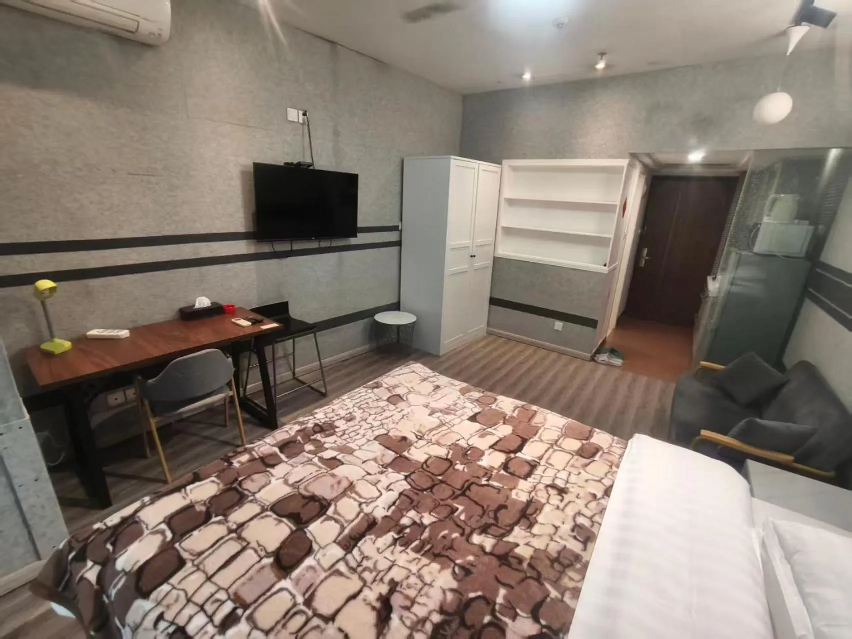 TV and multimedia, Bed in Xinshikong Apartments- Abest Zhongshan Park No.1