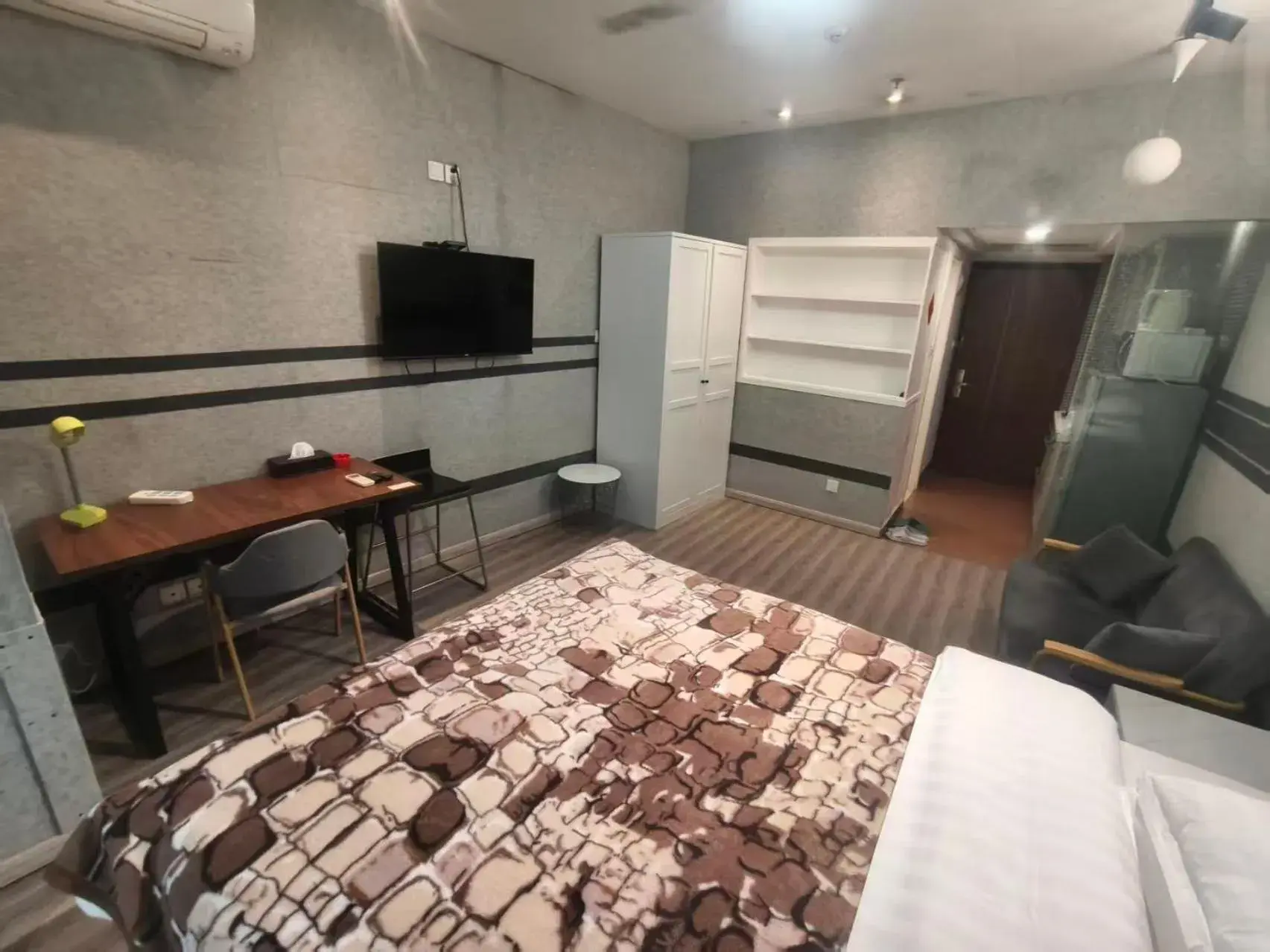 Apartment in Xinshikong Apartments- Abest Zhongshan Park No.1 Apartment in Xinshikong Apartments- Abest Zhongshan Park No.1