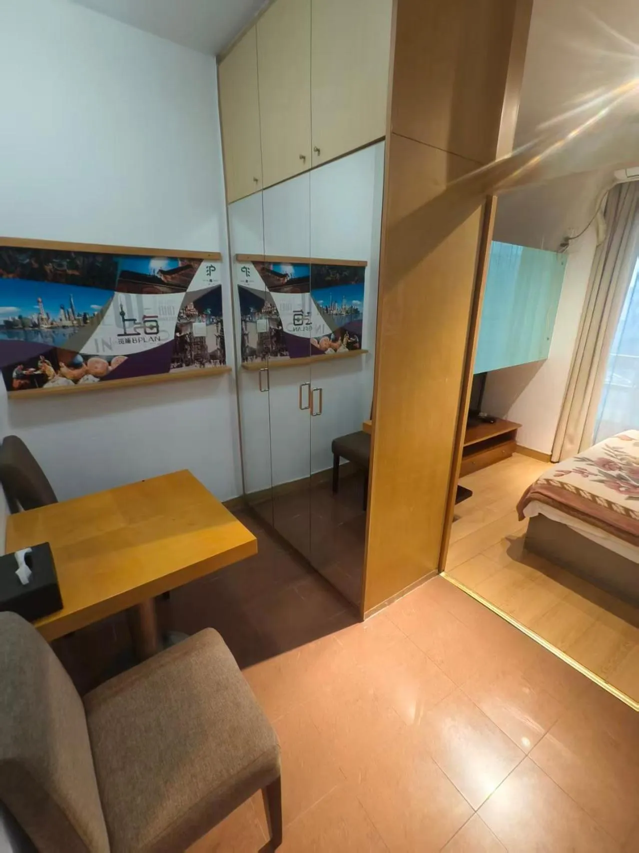 Seating area, Bed in Xinshikong Apartments- Abest Zhongshan Park No.1