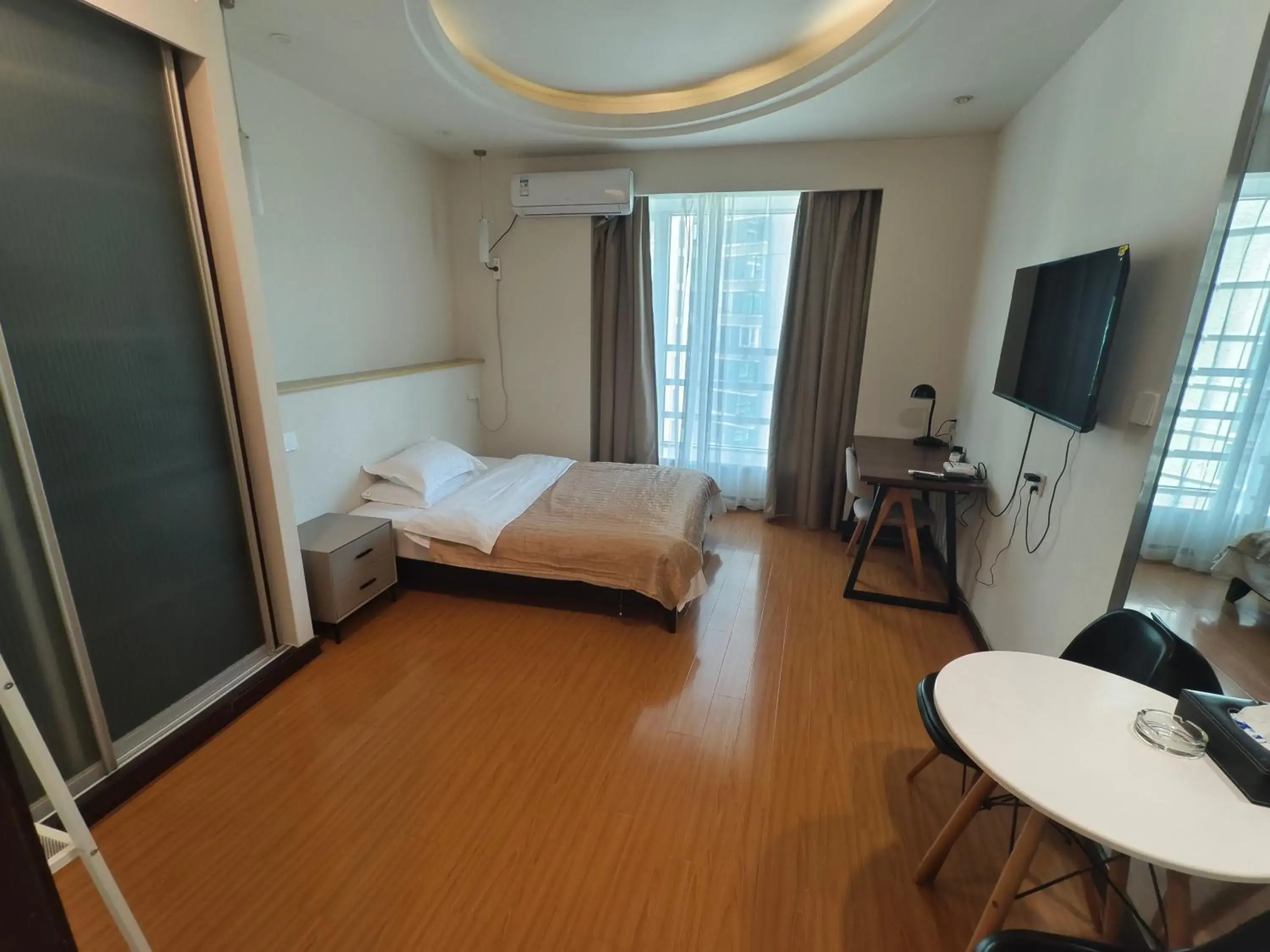 Apartment in Xinshikong Apartments- Abest Zhongshan Park No.1 Apartment in Xinshikong Apartments- Abest Zhongshan Park No.1