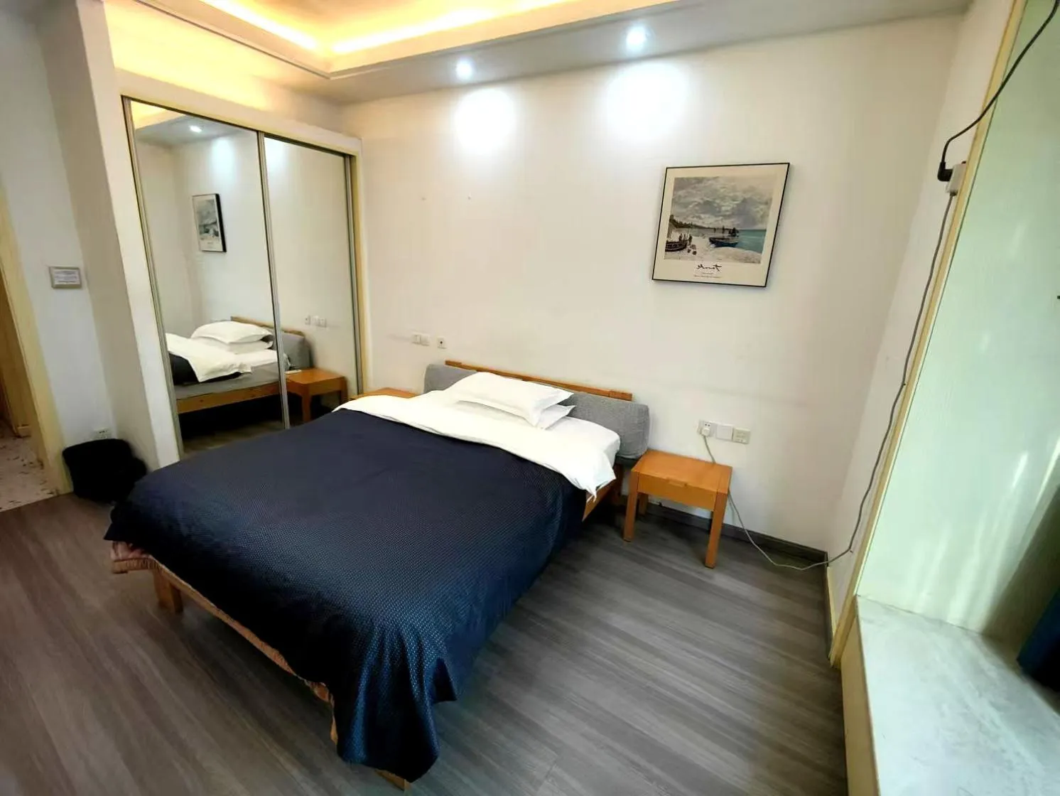 Bed in Xinshikong Apartments- Abest Zhongshan Park No.1