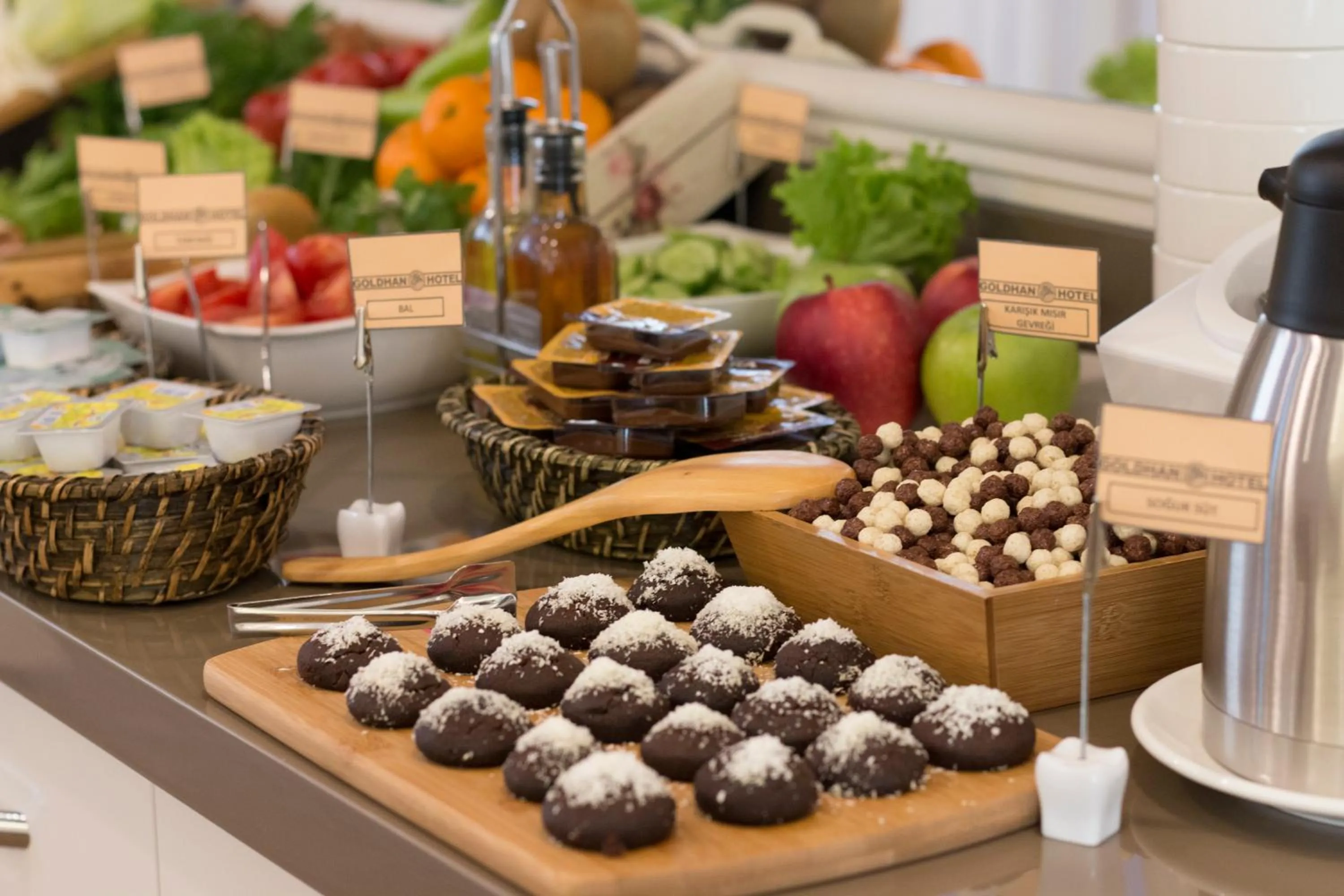 Breakfast in Goldhan Hotel