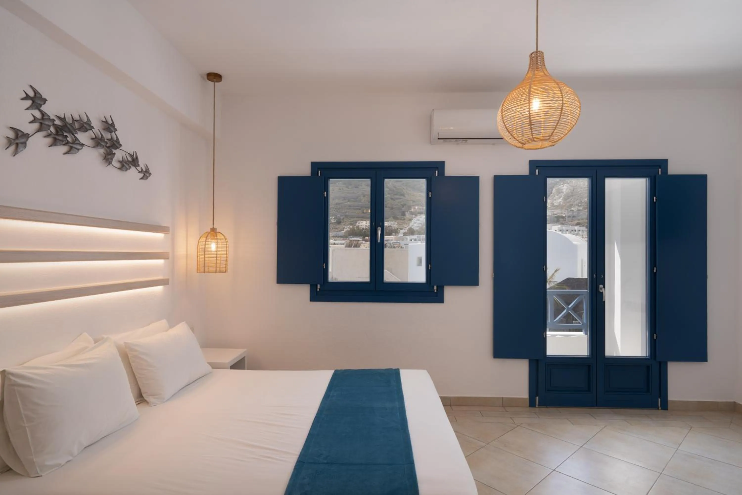 Bed in Hotel Sunshine